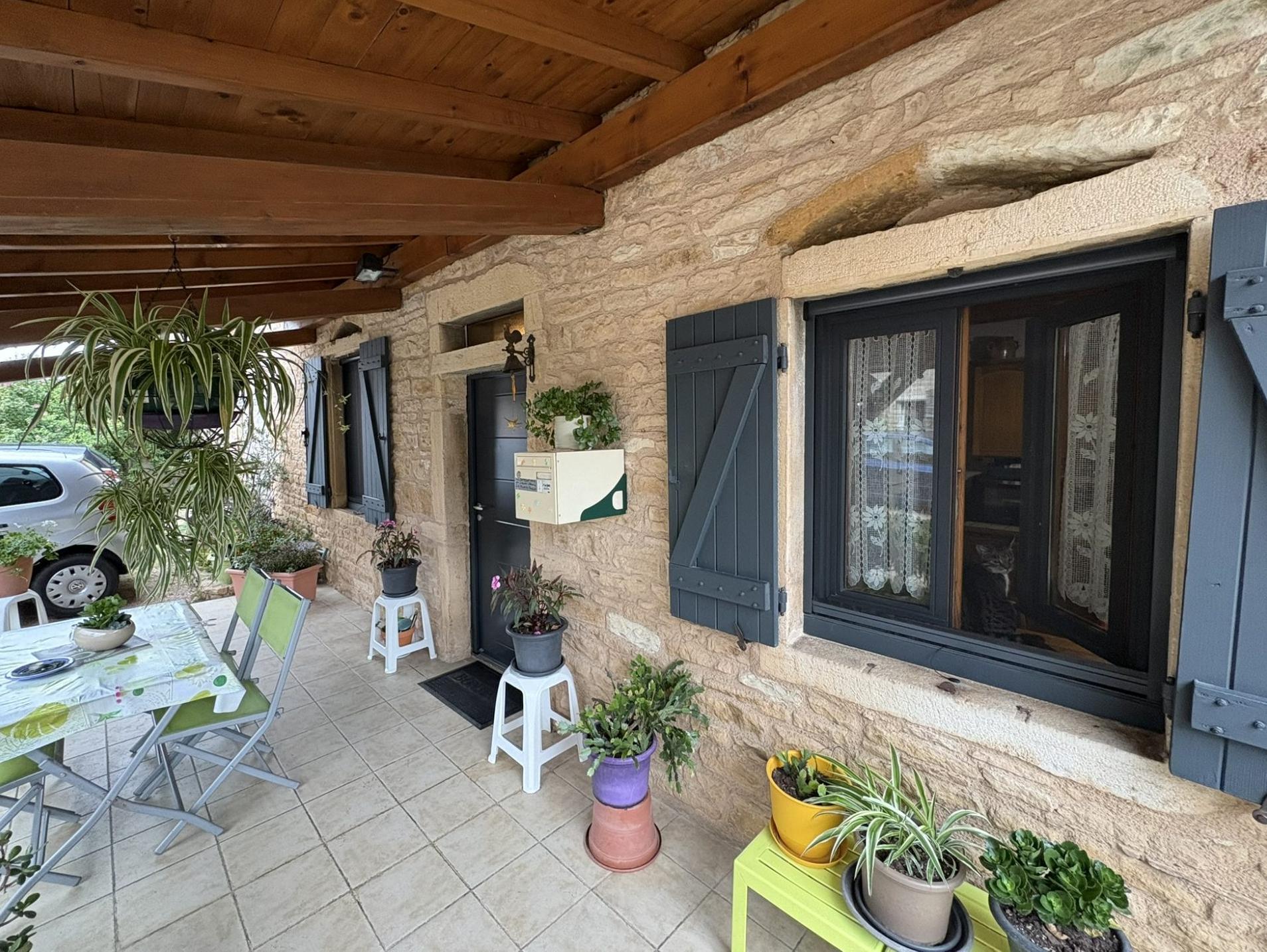 Immeuble - 200 m² - La Salle (71260)