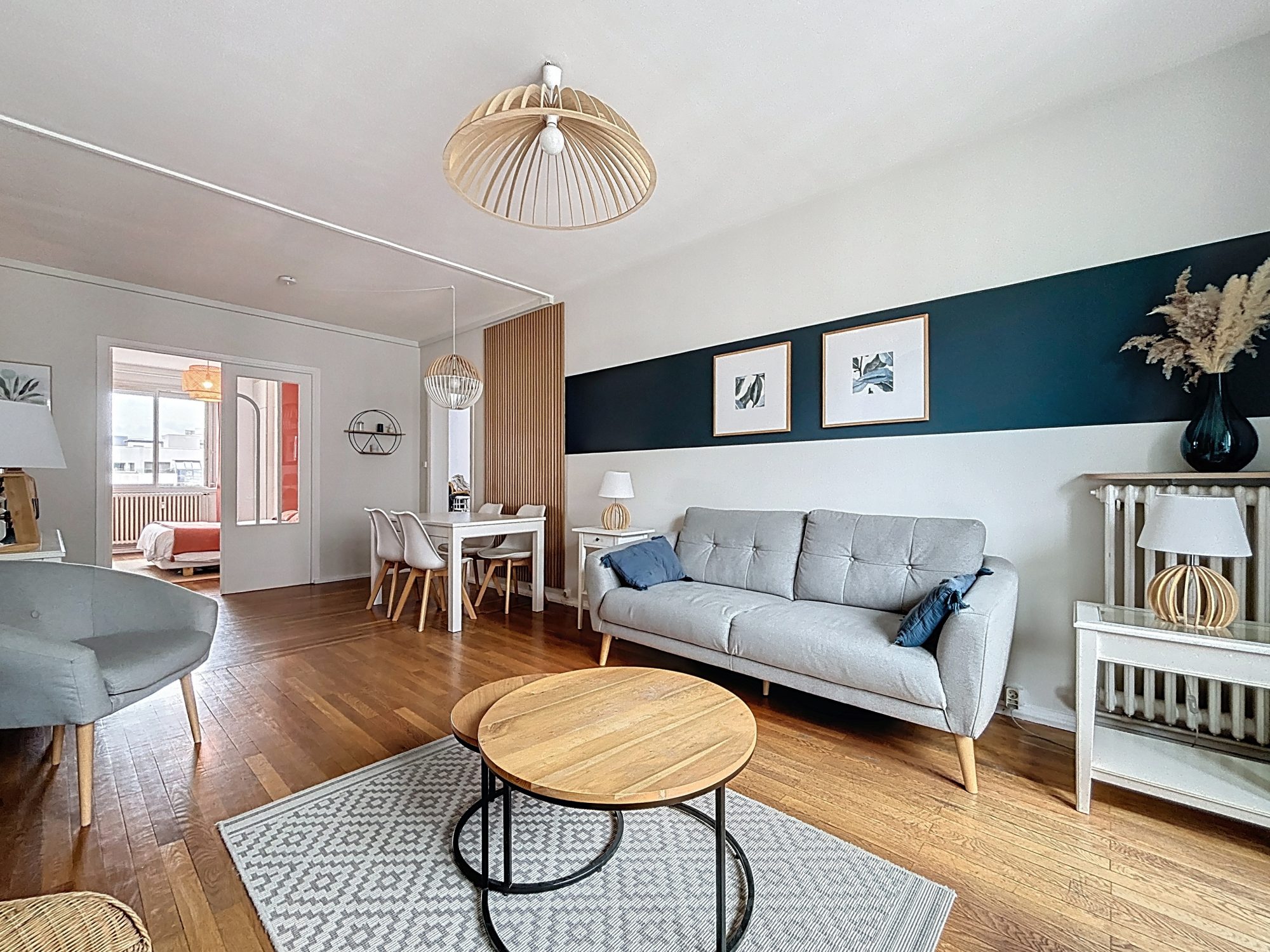Beau T4 traversant, balcon, trois chambres, cave, local à vélo Lyon 69006
