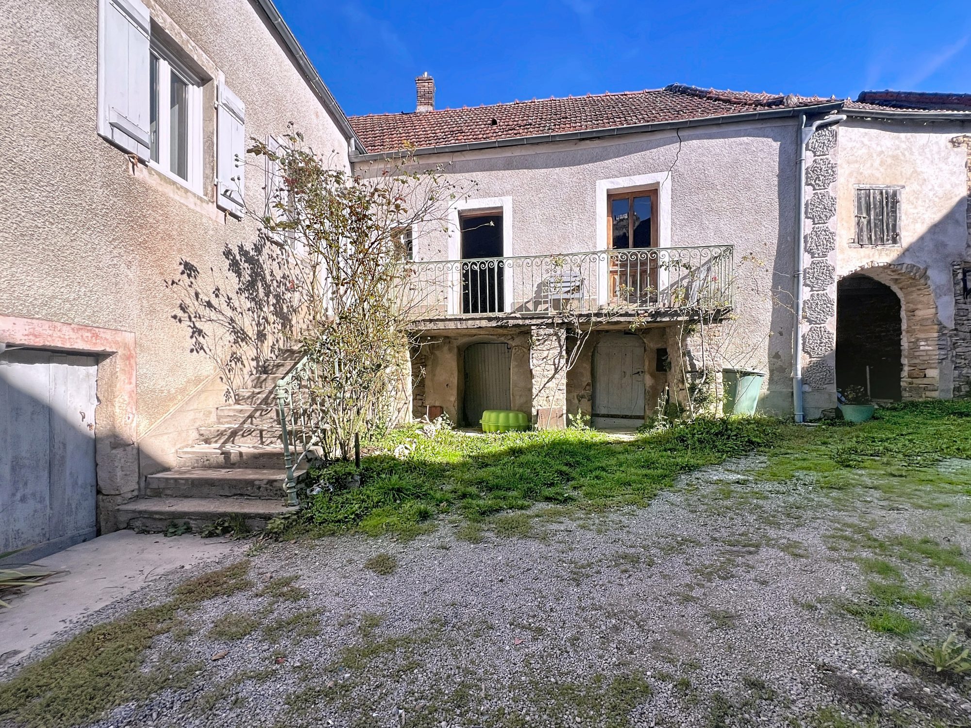 Maison avec dépendance