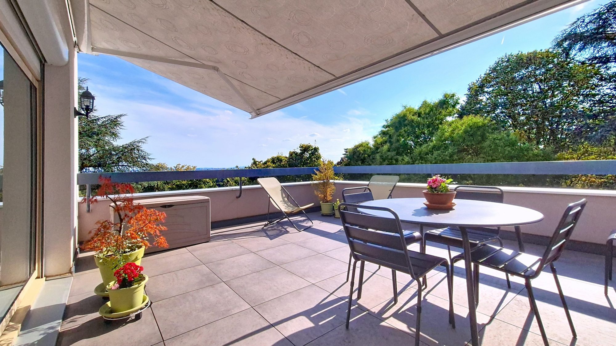 Cadre verdoyant – T4 Duplex 109m² - terrasse sans vis-à-vis