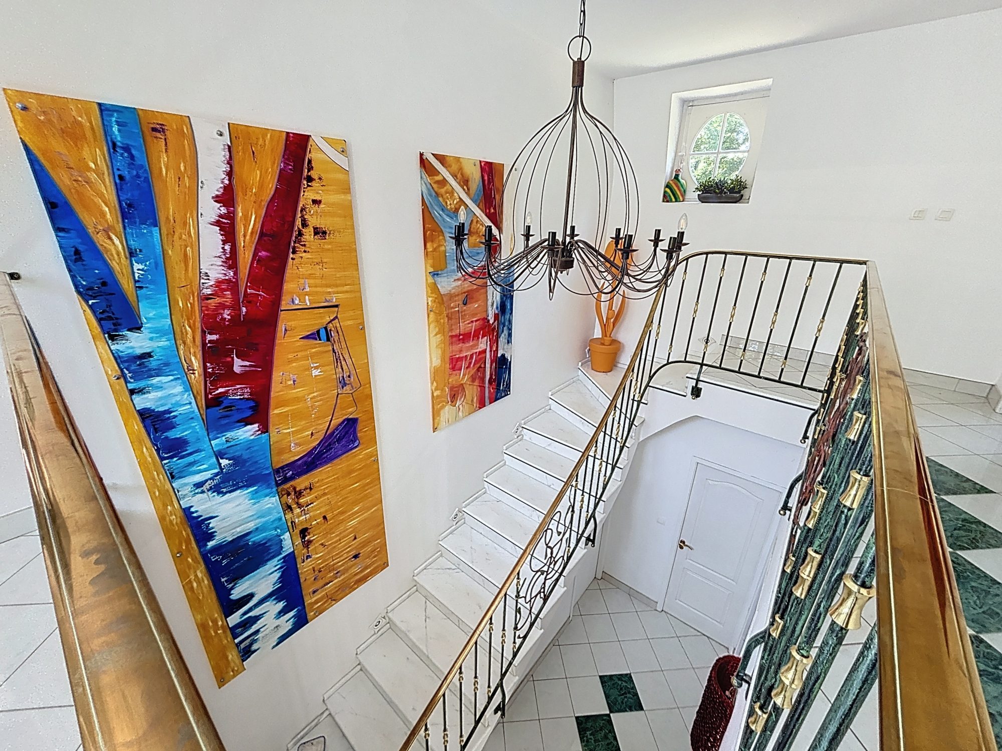 Villa de 245 m², parc de 5000 m² avec piscine Saint-Genis-Laval 69230