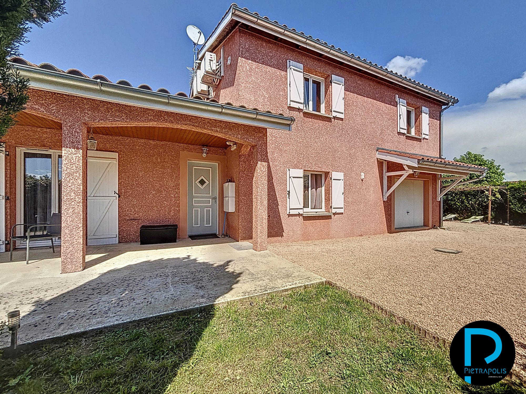 MAISON  134 m² 5 chambres VONNAS