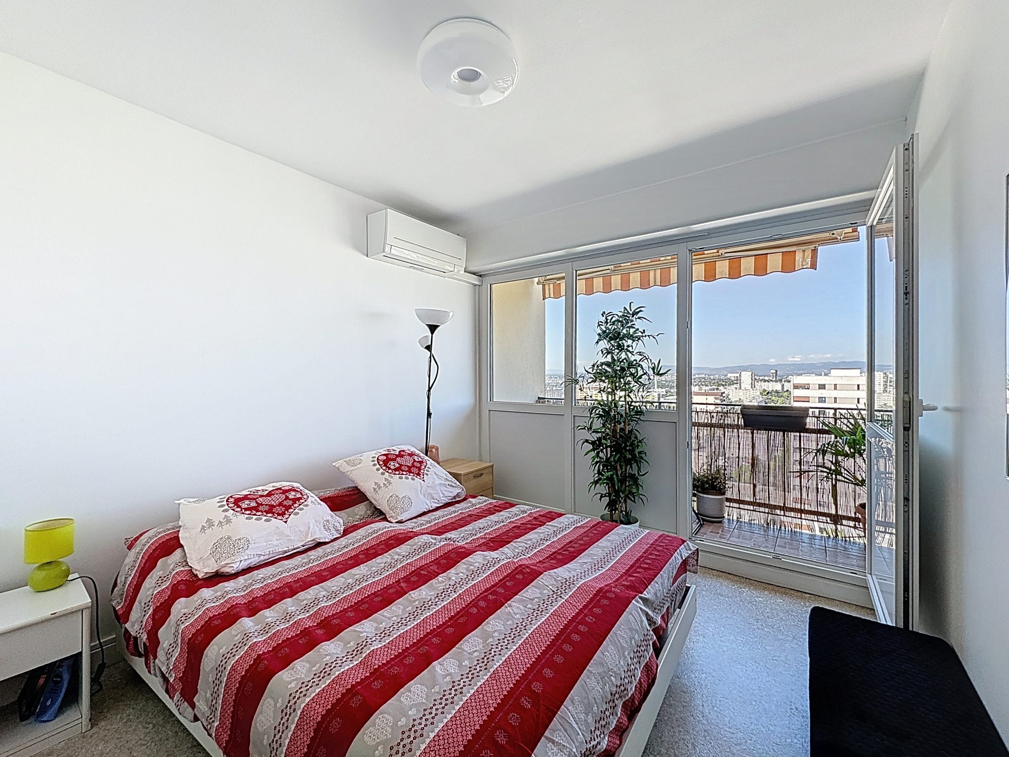 Appartement avec vue panoramique climatisé Rillieux-la-Pape 69140