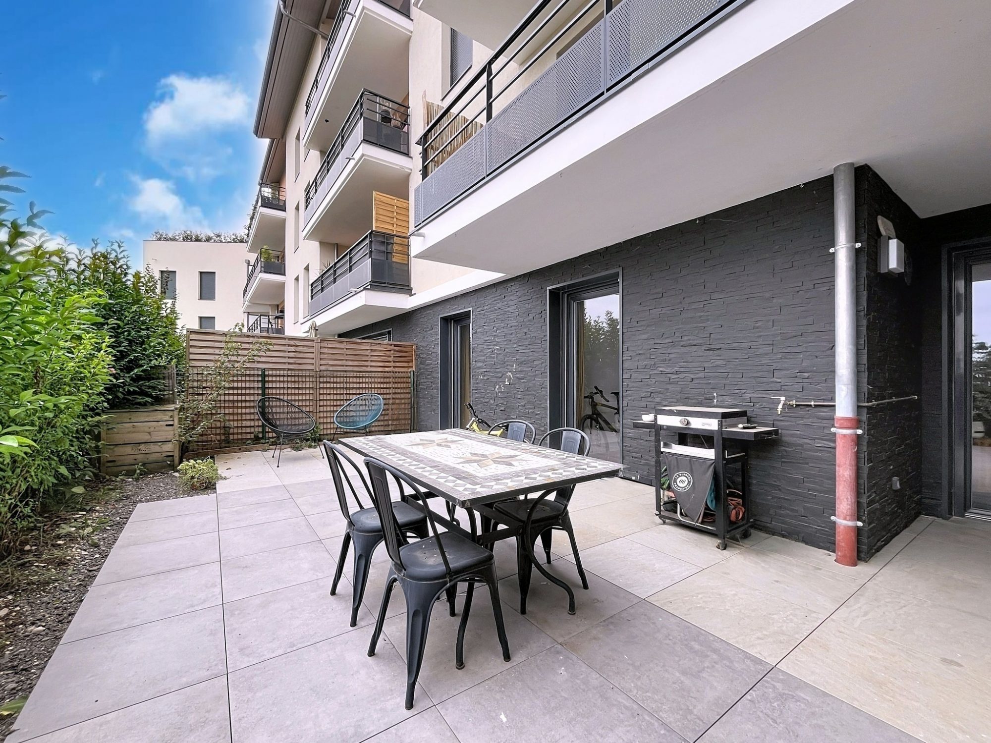 Appartement de 67m2 avec 3 garages