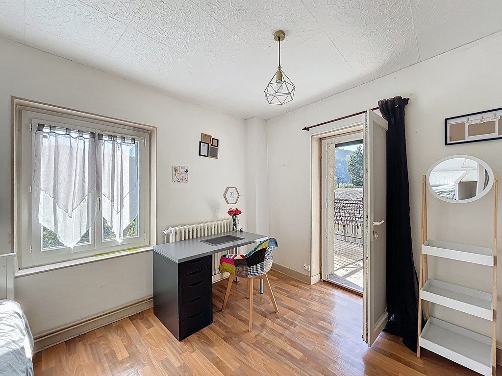 Maison familiale avec grande dépendance et terrain clos – Sail-sous-Couzan (42890) Boën-sur-Lignon 42130