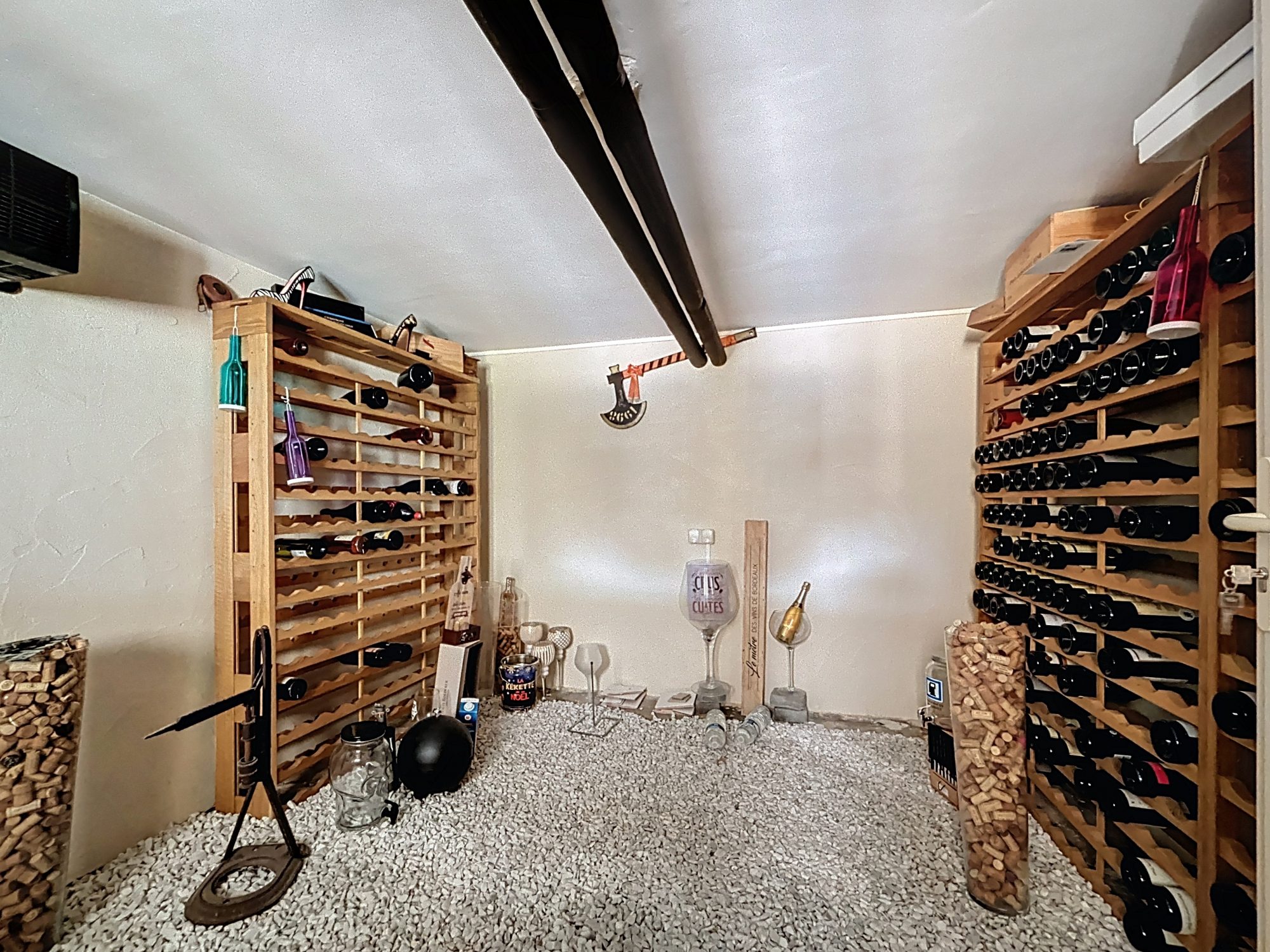 Centre village, belle maison de 160 m², terrain de 850 m² avec piscine Chaponost 69630