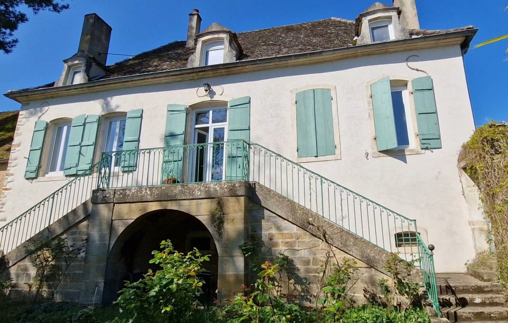 BUXY : propriété du 18ème Buxy 71390