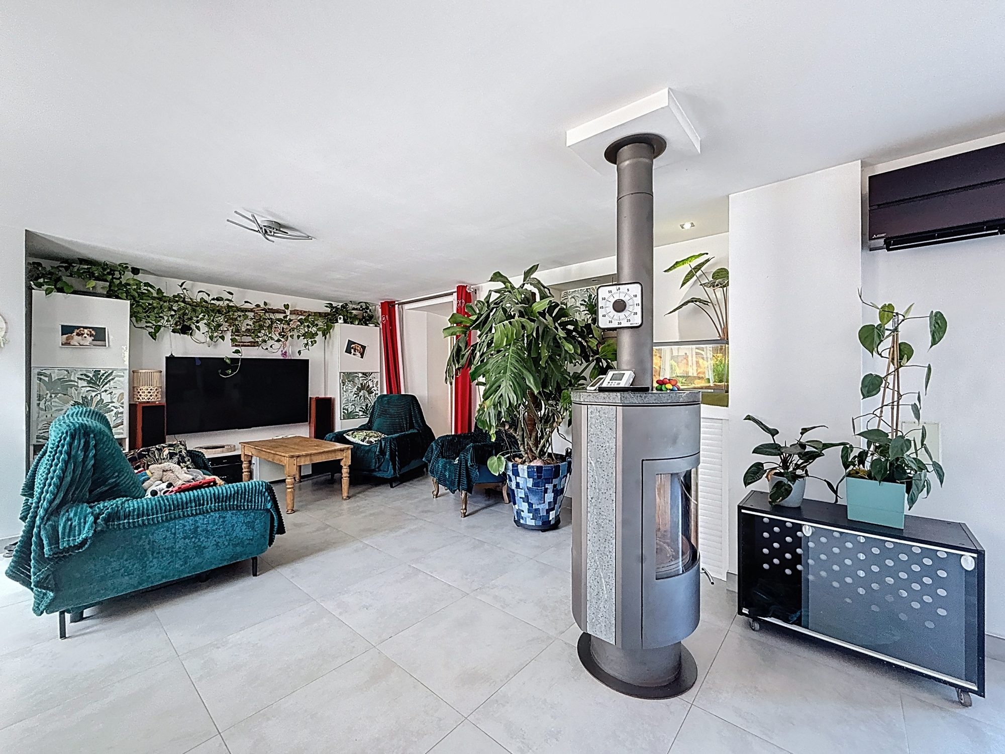 CORPS DE FERME RÉNOVÉ DANS UN CADRE BUCOLIQUE Fourneaux 42470