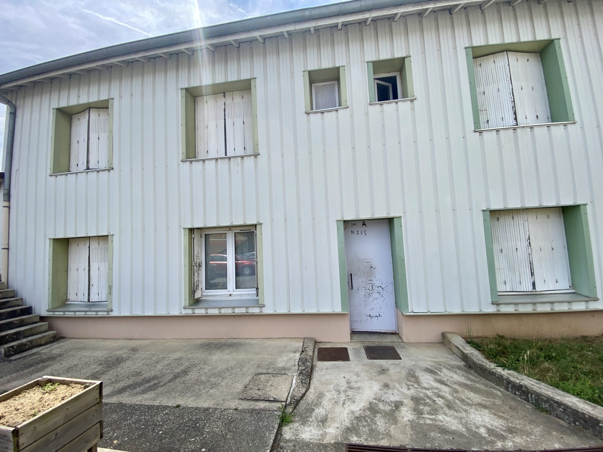 Immeuble - 265 m² - Saint-Uze (26240)