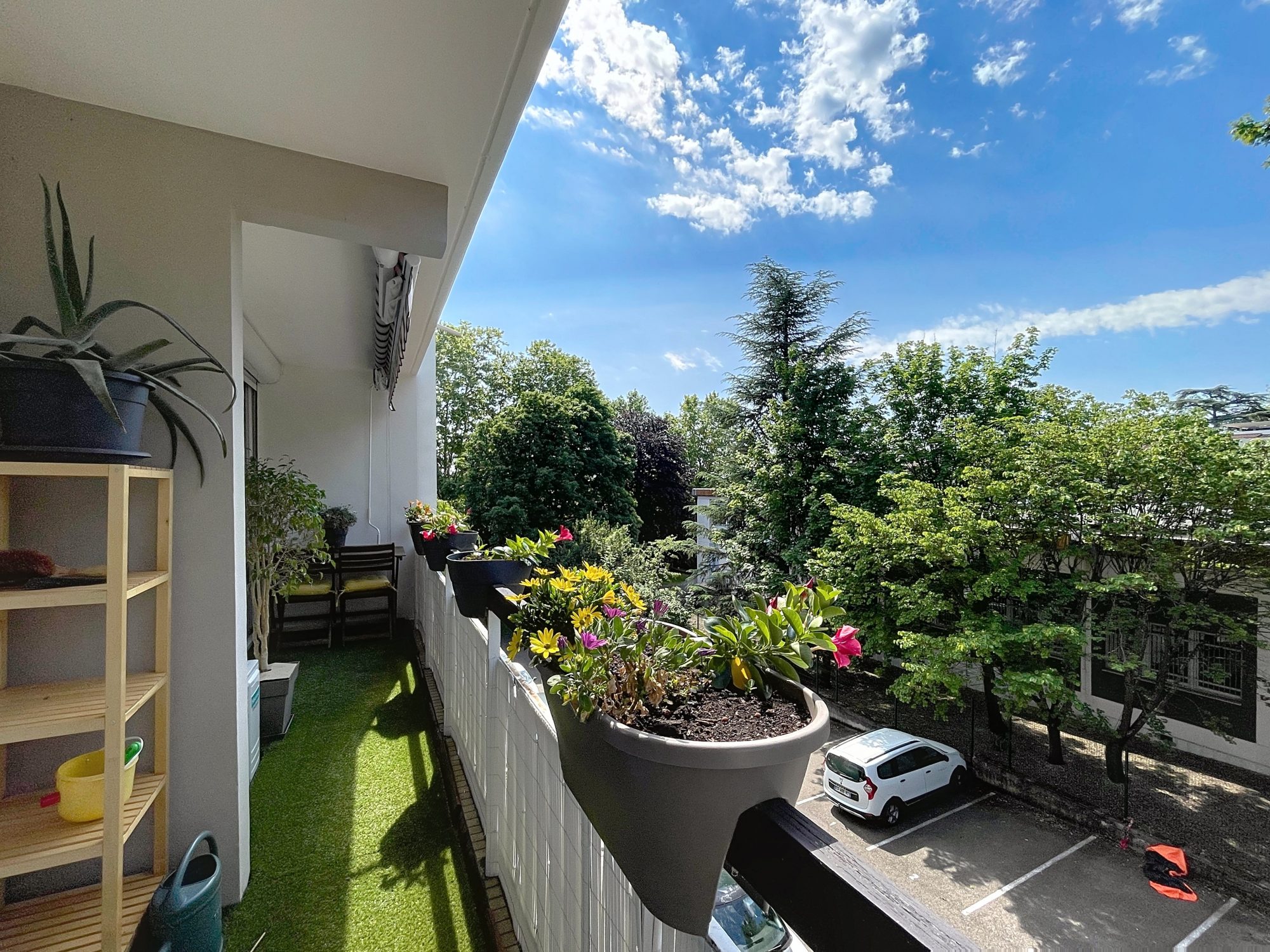T4 de 73m2- Résidence Rose l'Haye-Hôpital Lyon Sud -balcon-place de parking