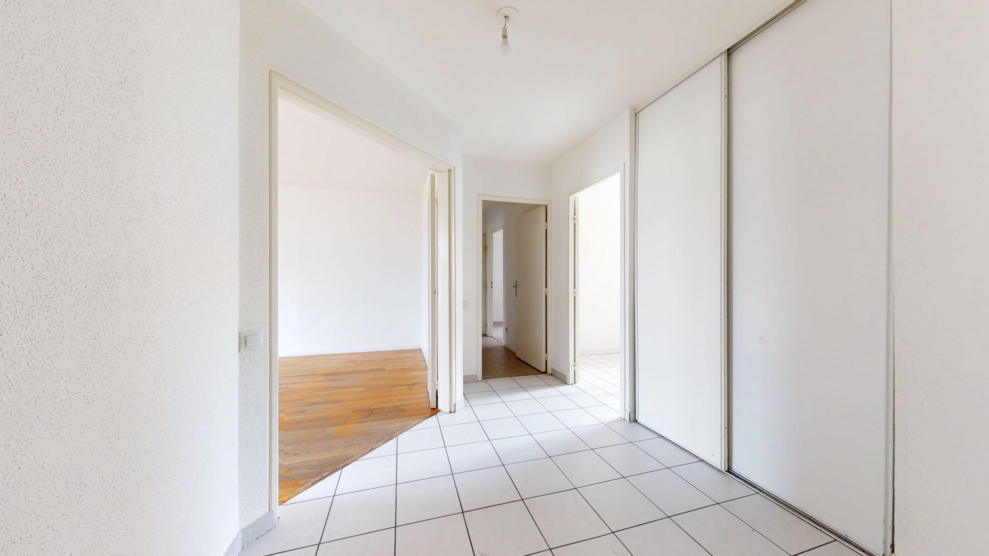 Appartement - 3 pièces - 77 m² - Saint-Étienne (42000)