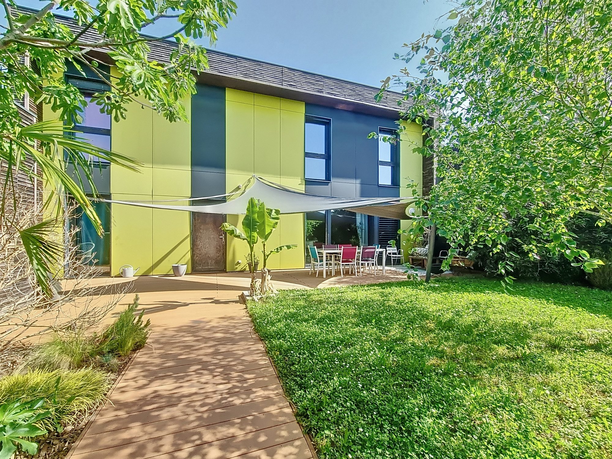 Maison - 5 pièces - 104 m² - Pusignan (69330)