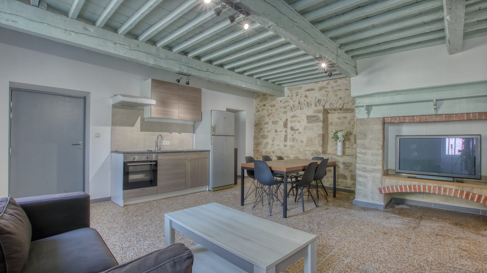 Magnifique bâtisse en pierre Étoile-sur-Rhône 26800