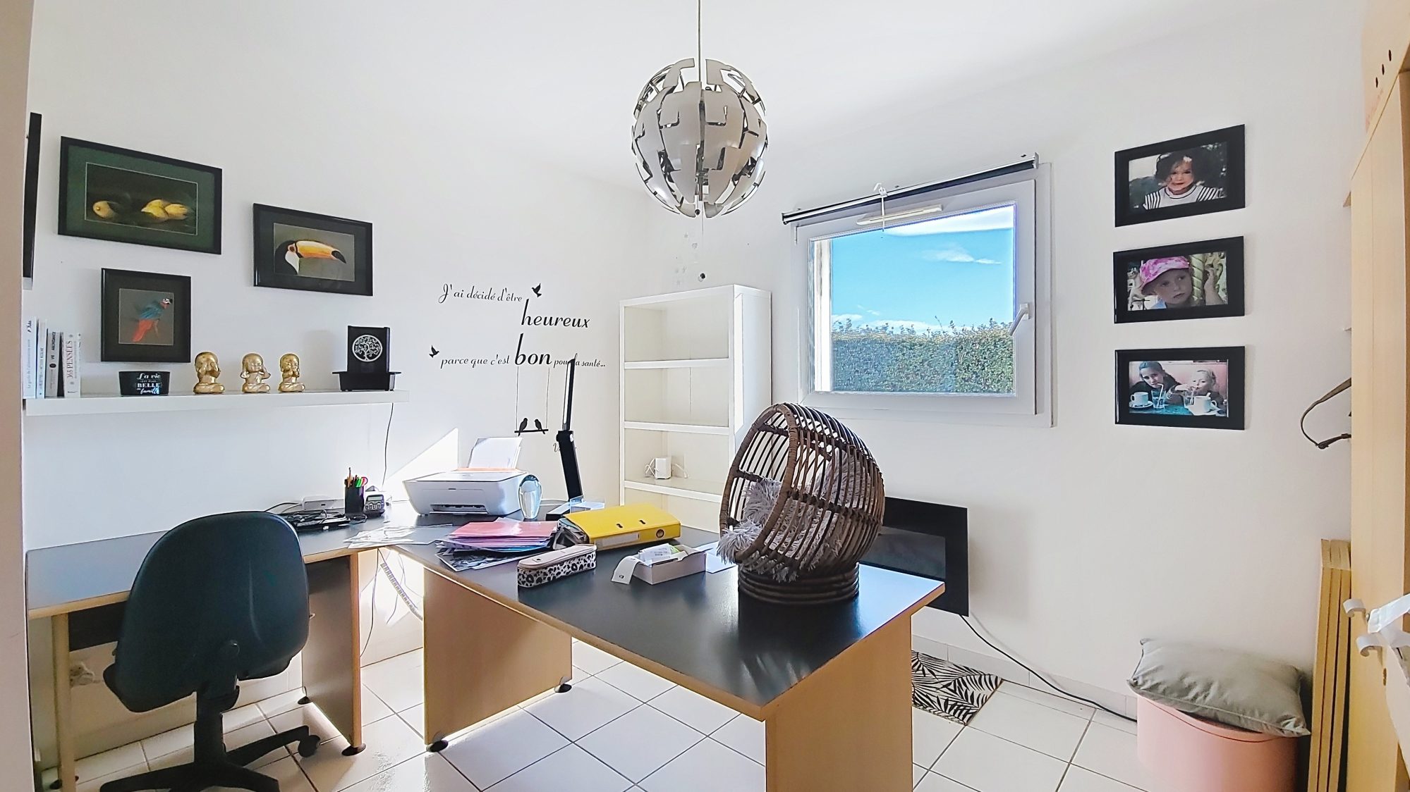 Villa T5 - 4 Chambres - Terrain plat 693m2 - Piscine- Sans vis à vis Saint-Clair-du-Rhône 38370