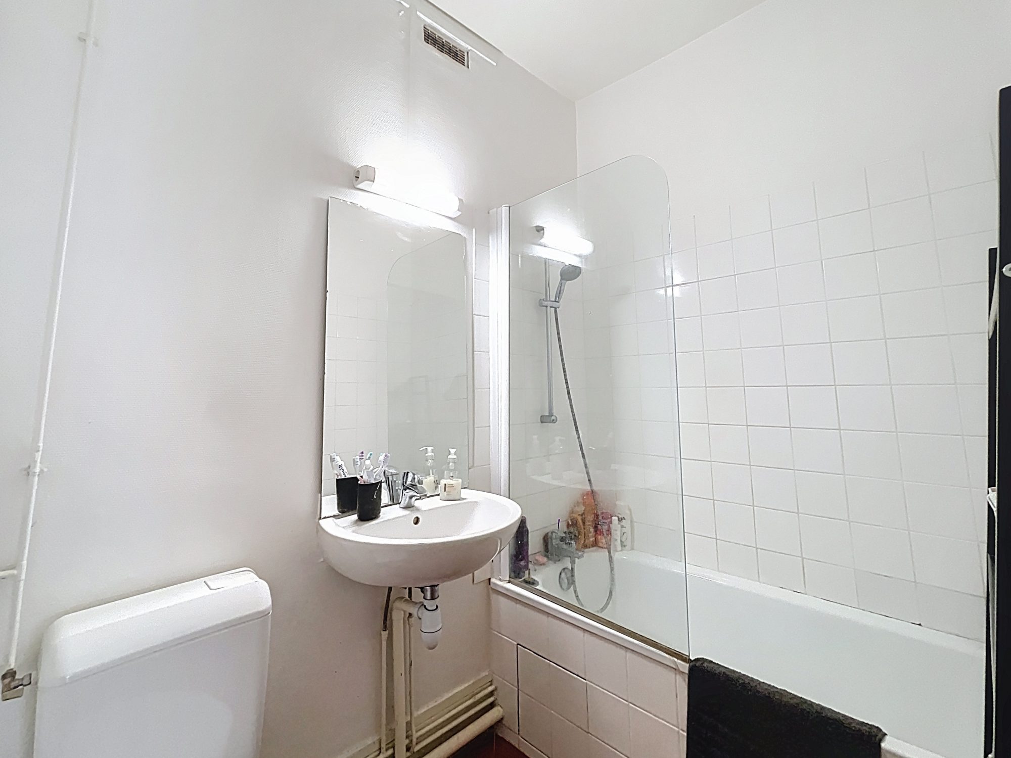 *Sous offre* Ainay T1 bis dernier étage vendu loué Lyon 69002