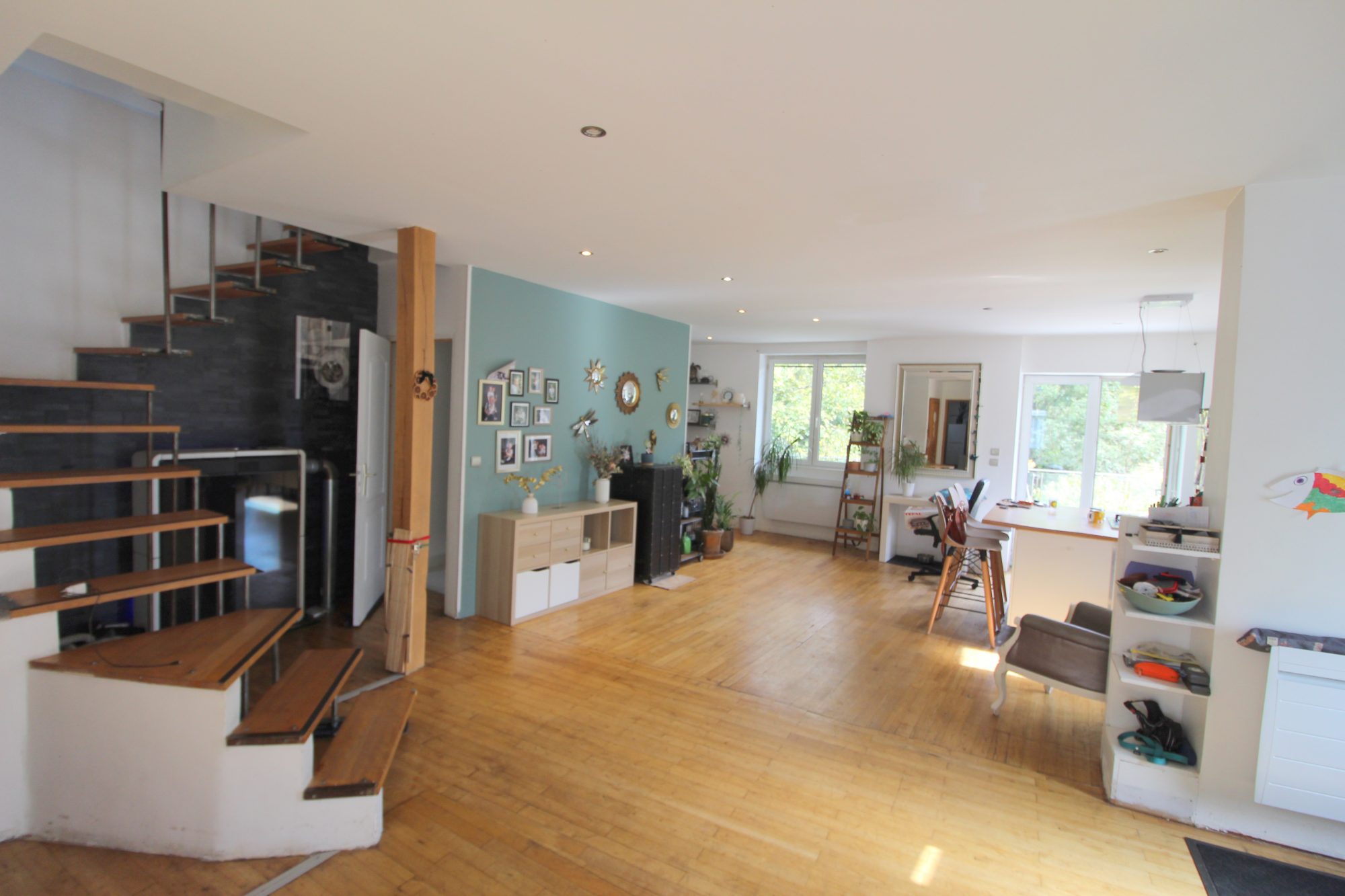 Maison charmante avec terrasse et vue dégagée sur la verdure Pont-Évêque 38780