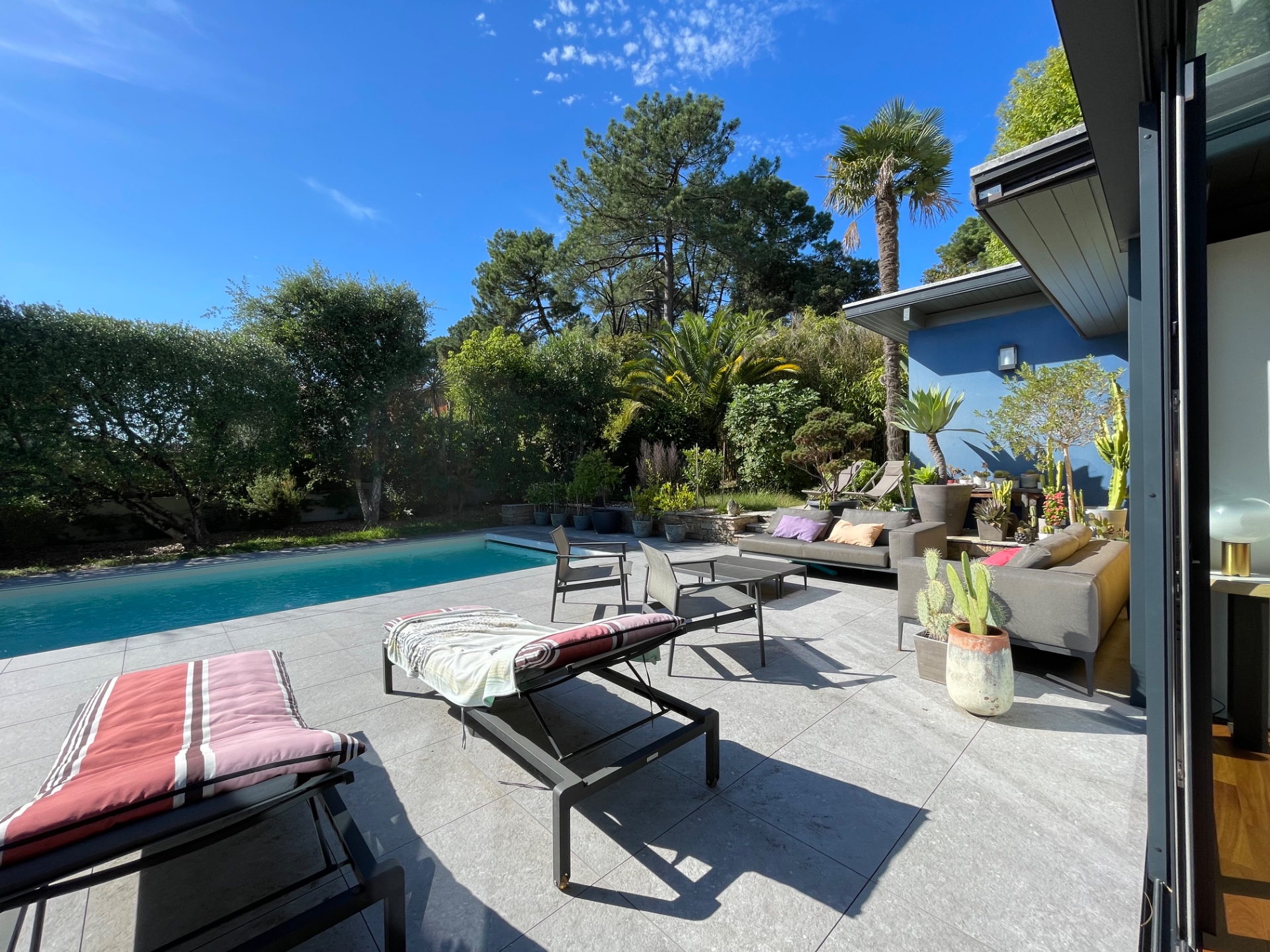 Coup de coeur Maison d'architecte de plain pied au coeur de Montbrun Anglet 64600