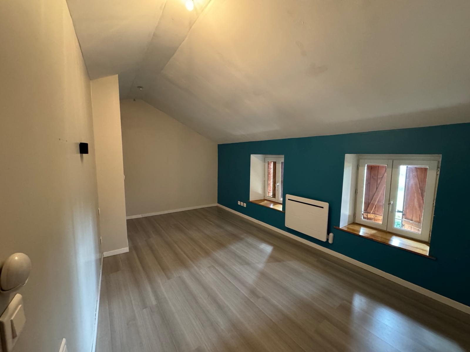 Maison ancienne 108m² avec belle dépendance Saint-Appolinaire 69170