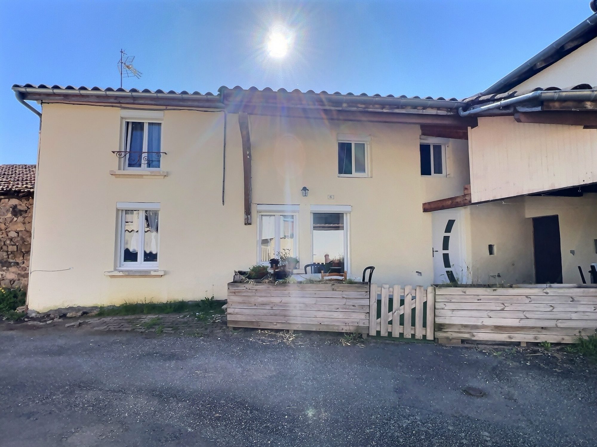 Maison - 4 pièces - 86 m² - Matour (71520)