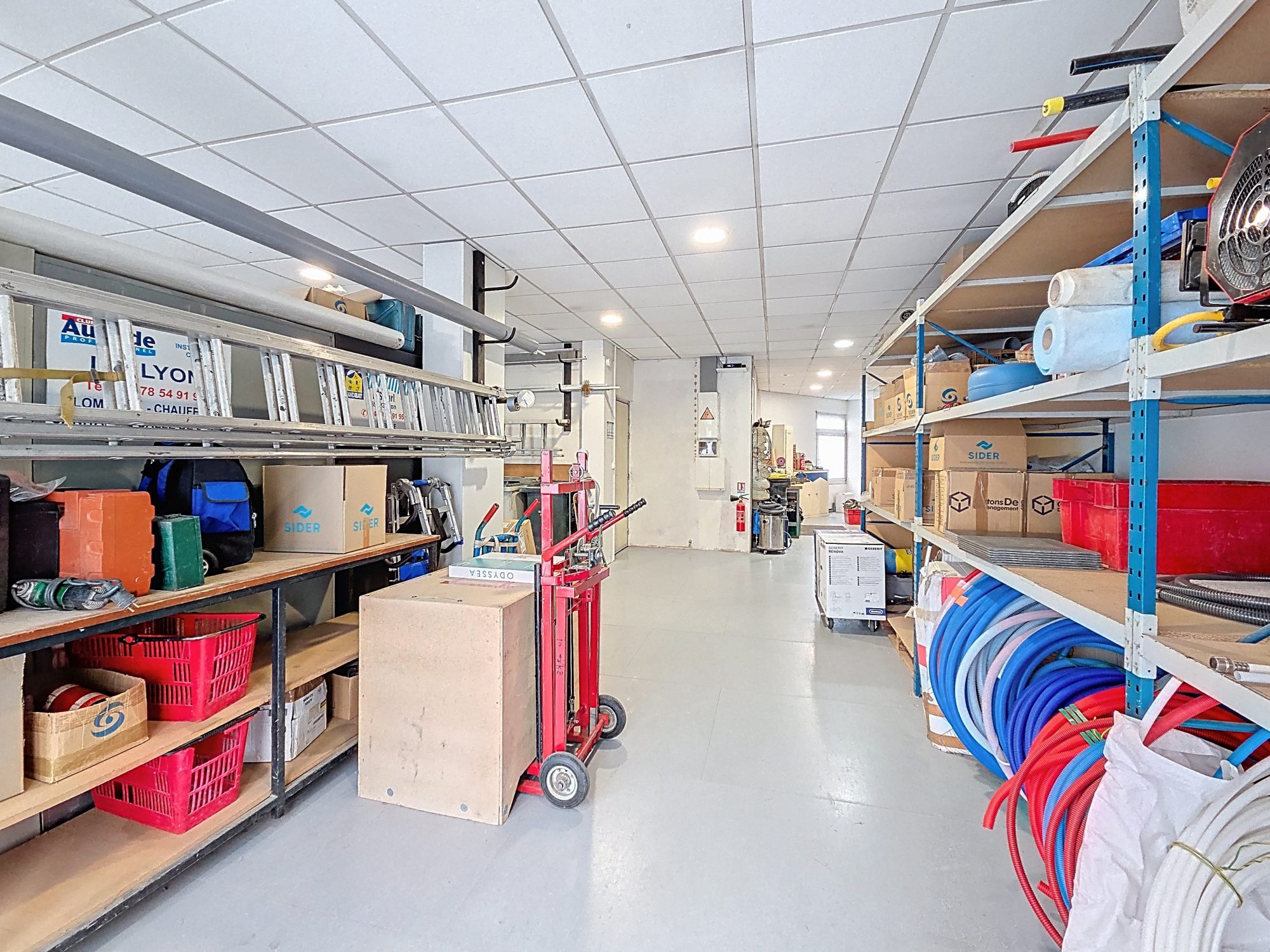 LOCAL COMMERCIAL - BUREAUX 128M2 DIVISIBLES Lyon 69007