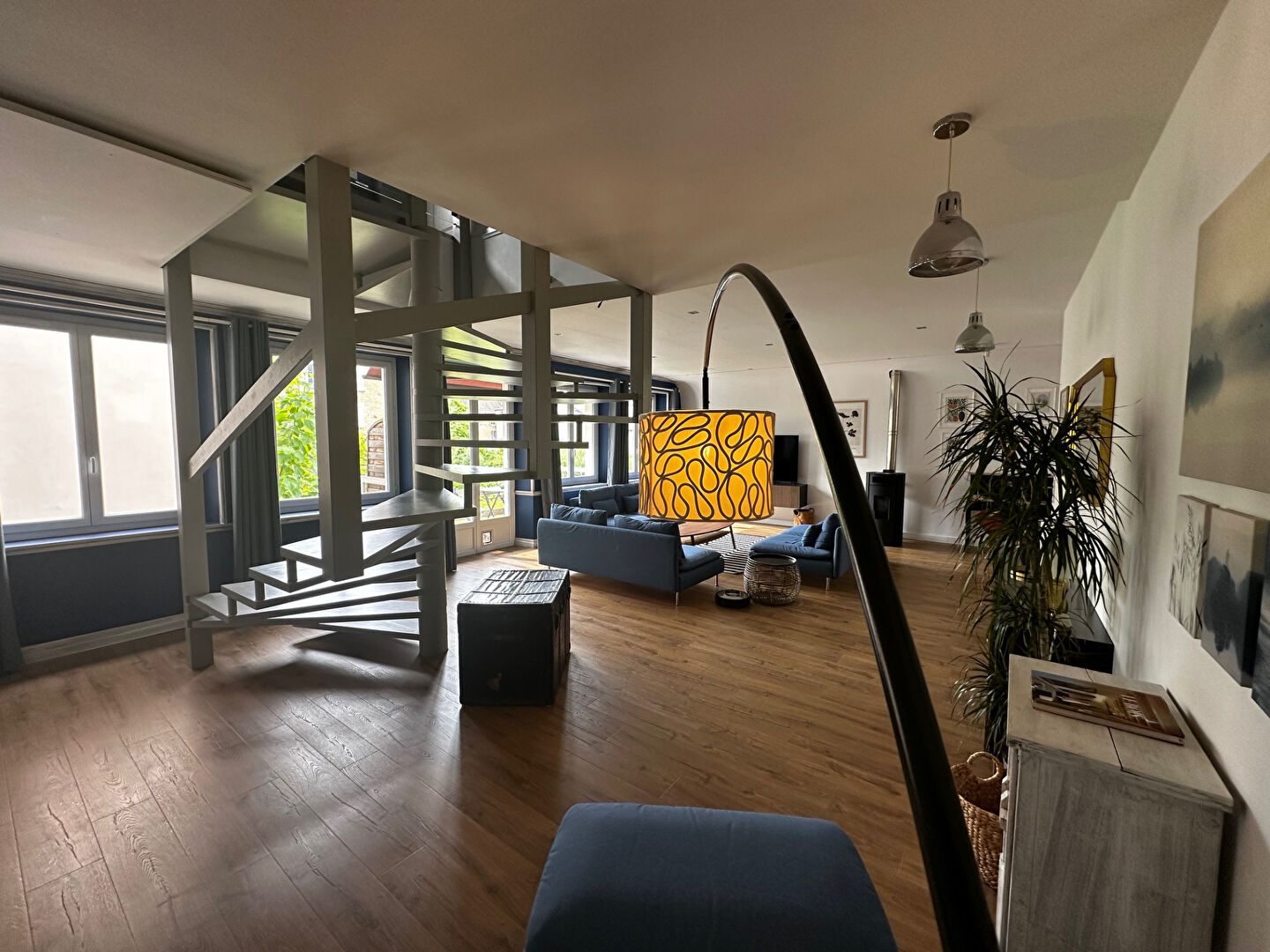 Appartement Lons-Le-Saunier / 4 pièces / 3 chambres / 144.58 m²