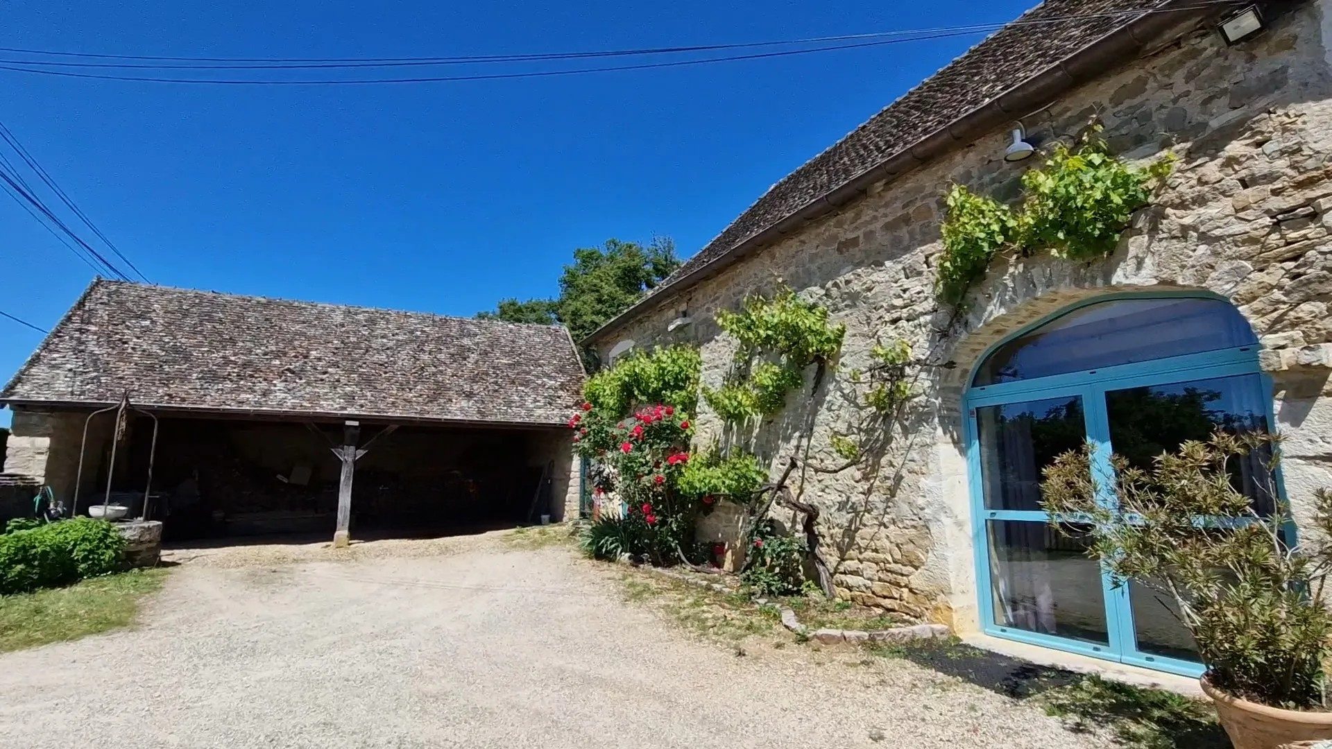 Très belle longère en côte chalonnaise Givry 71640