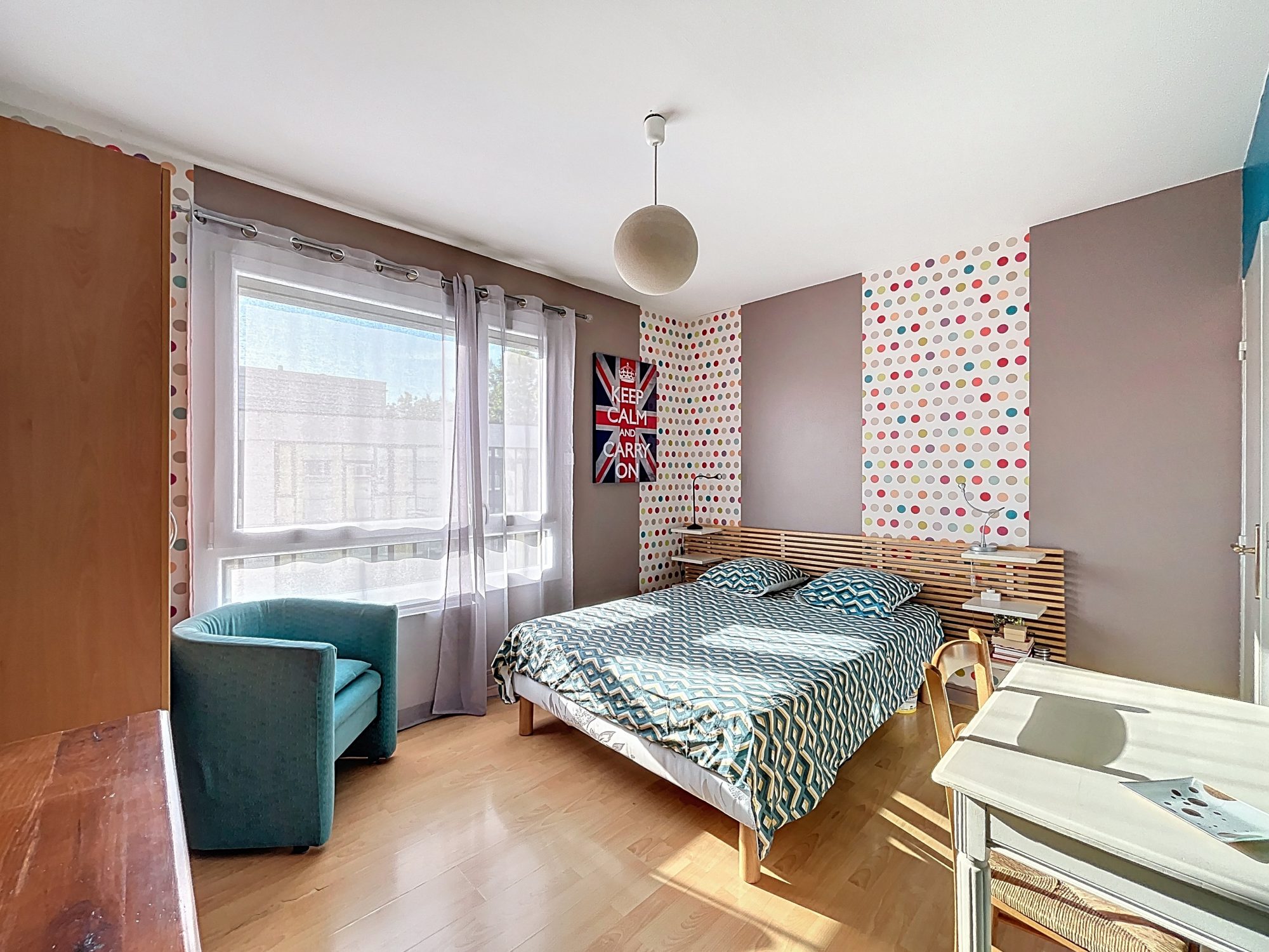 A VENDRE EN EXCLUSIVITE T4 lumineux avec balcon – Étage élevé, vue dégagée, cadre verdoyant et calme ! Villeurbanne 69100