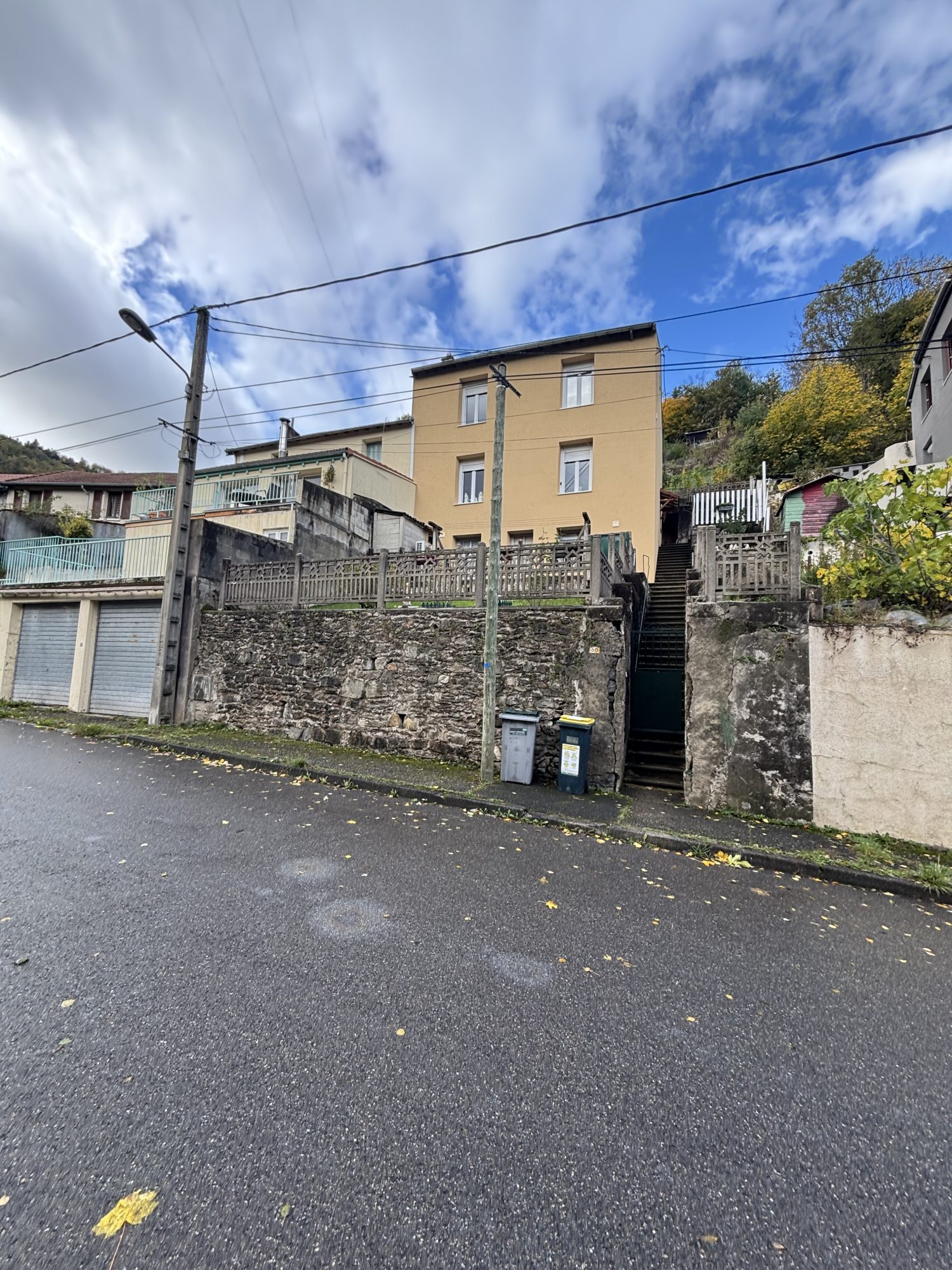 Maison - 7 pièces - 120 m² - Saint-Étienne (42000)