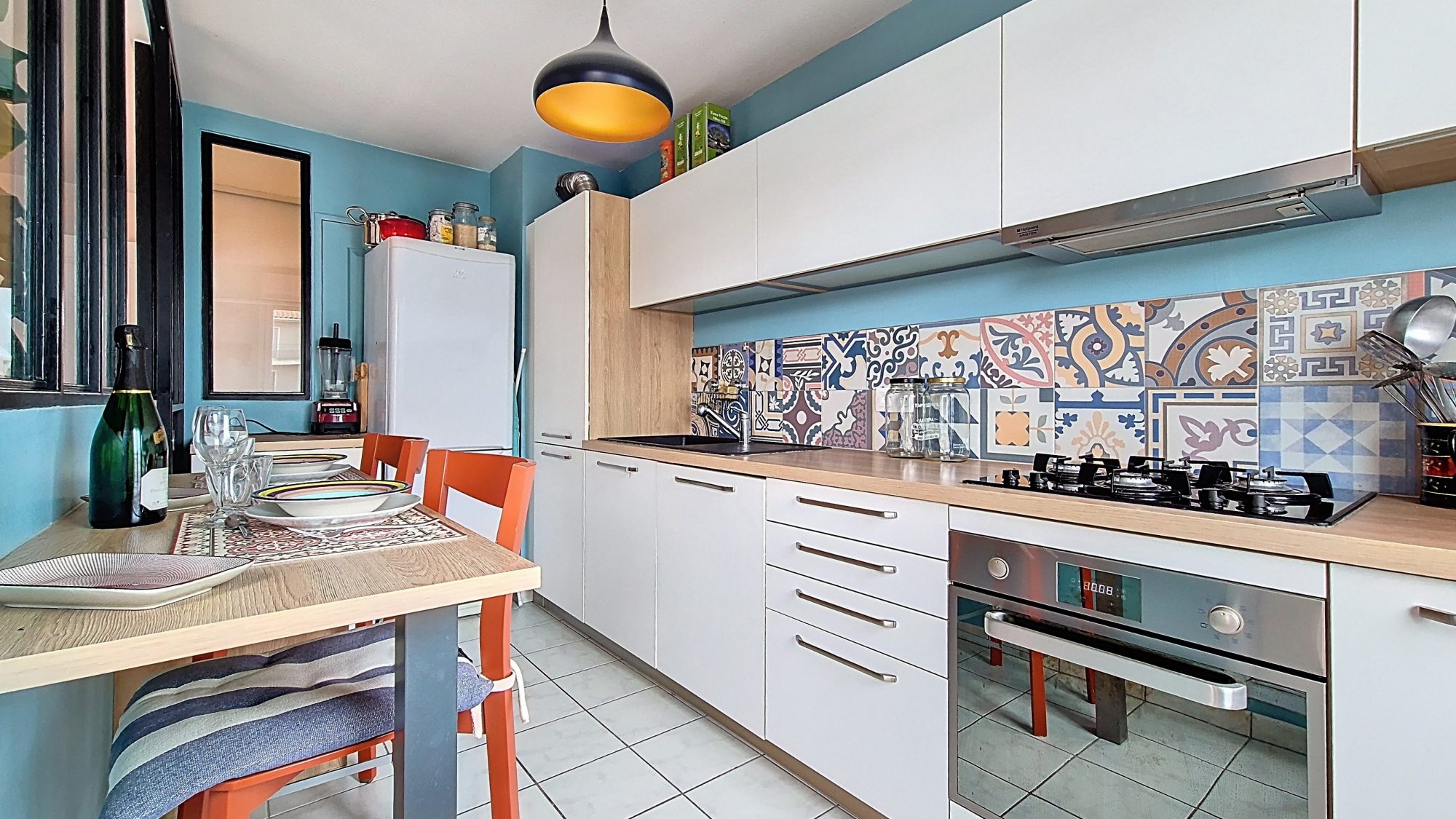 Lyon 3ᵉ – T2 dernier étage avec balcon, vue dégagée, parking et cave Lyon 69003