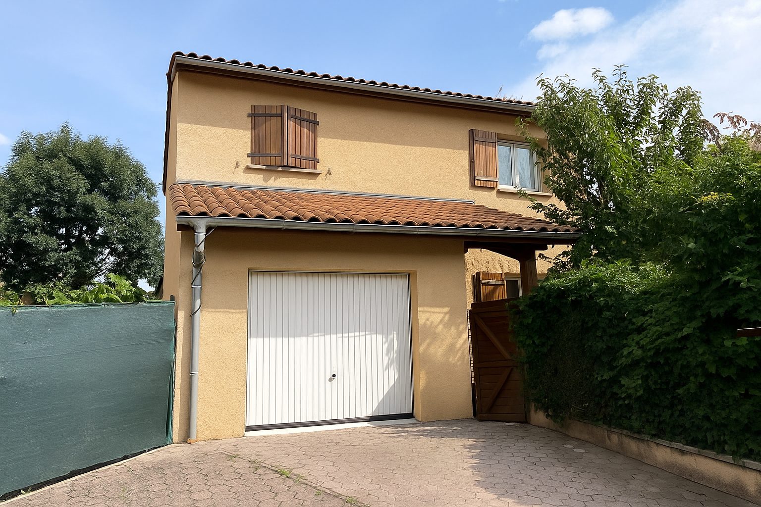 Maison 100 m² - 4 ch - terrain 300 m²