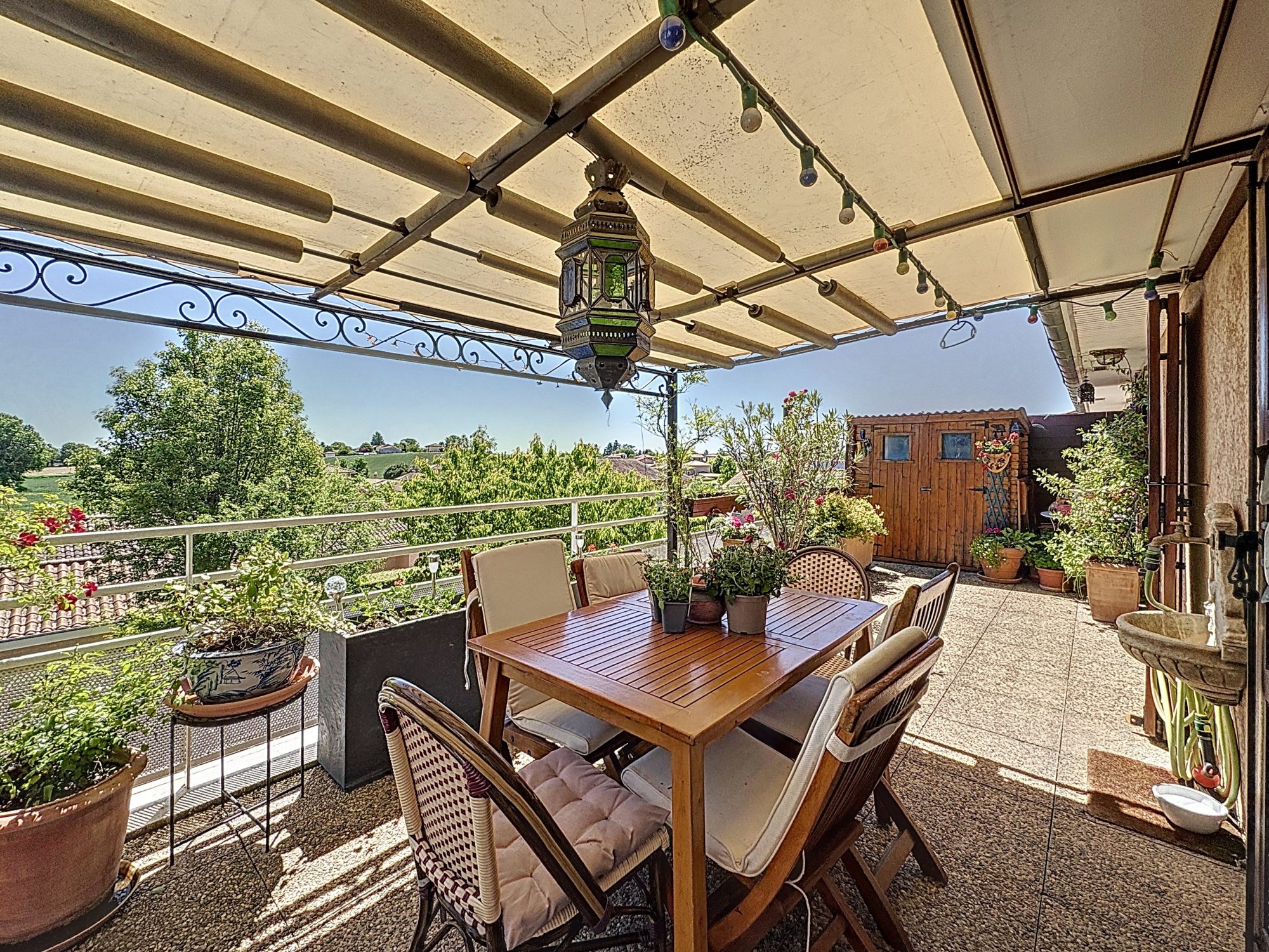 T3 dernier étage avec terrasse à vivre Tramoyes 01390