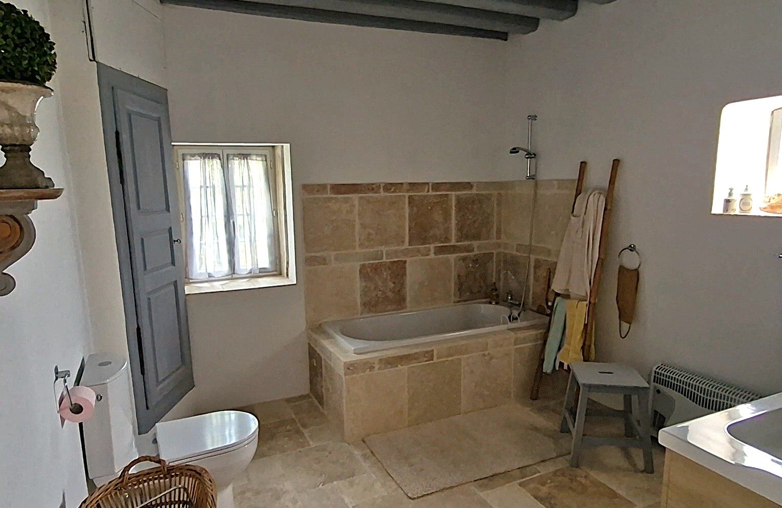 Propriété de caractère entre Chalon et Dole Chalon-sur-Saône 71100