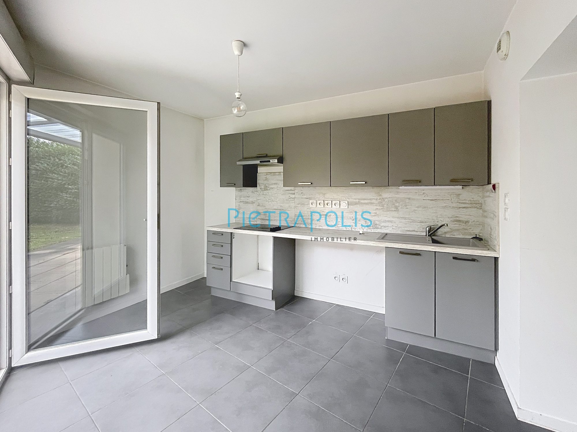 Appartement - 3 pièces - 63 m² - Anse (69480)