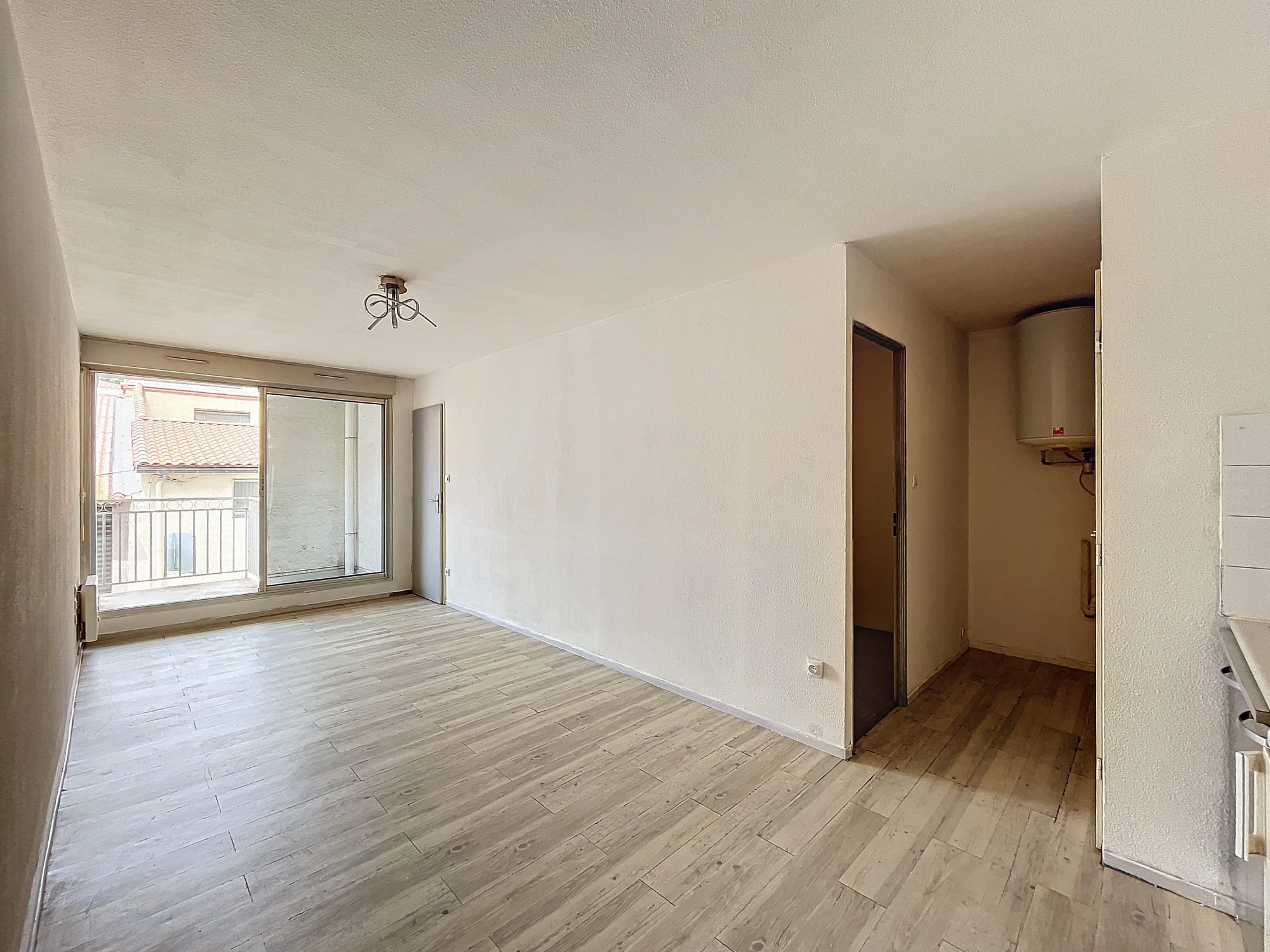 EXCLUSIVITÉ - SETE - Centre ville : Appartement T2 36m2 avec balcon, parking