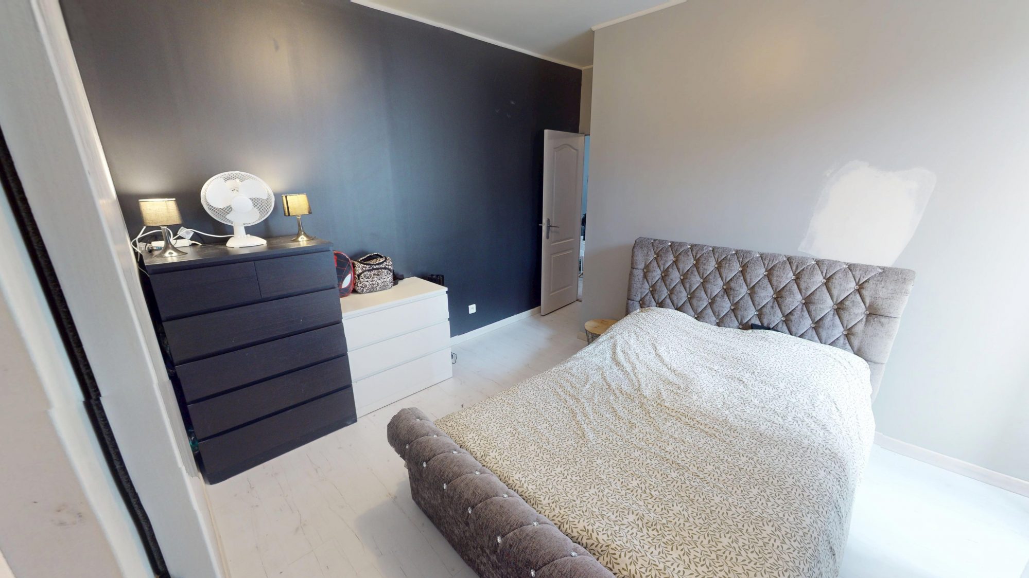 Appartement et local commercial Le Chambon-Feugerolles 42500