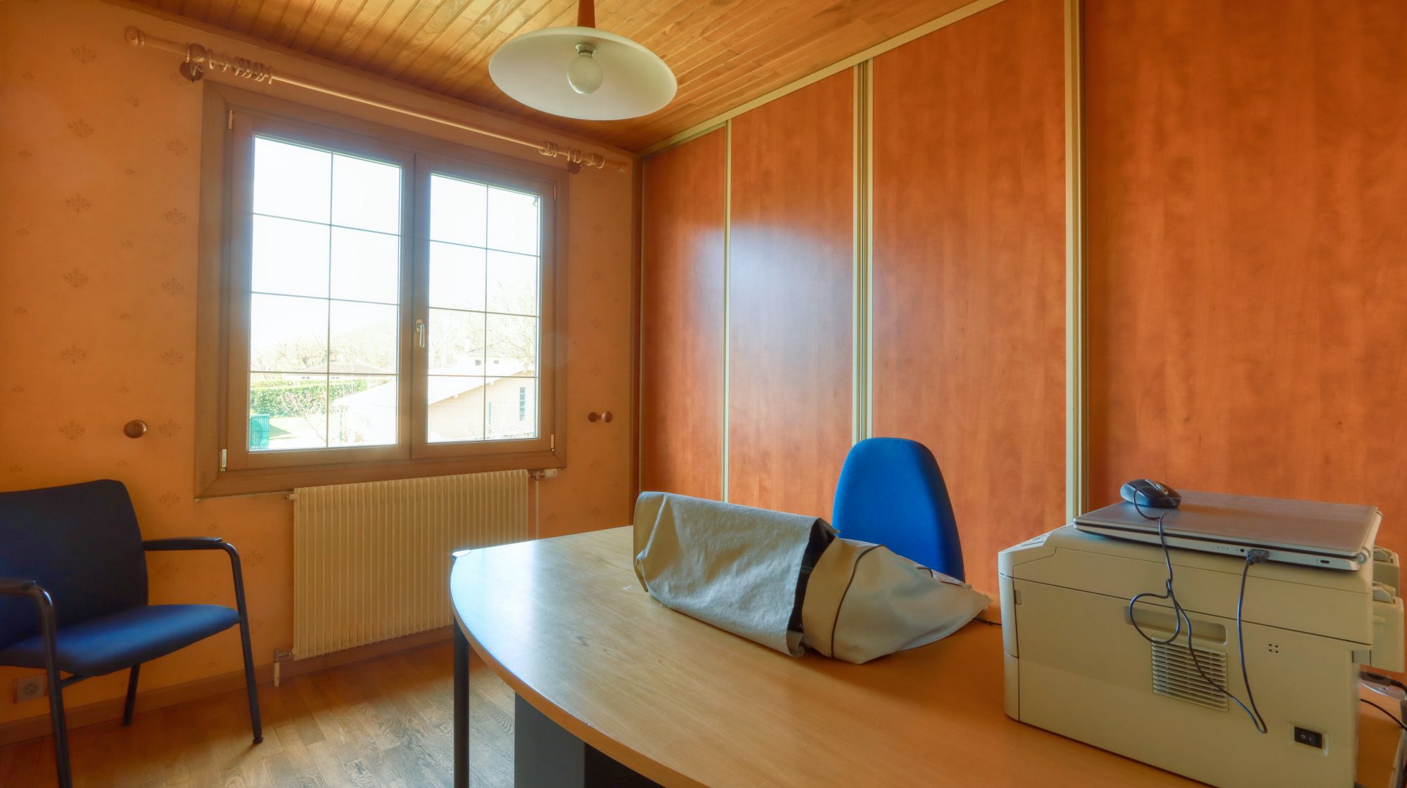 La Boisse -Maison de 126m2 carrez - Terrain 1030m2- combles aménageables 137m2-Sous-sol 140m2 La Boisse 01120