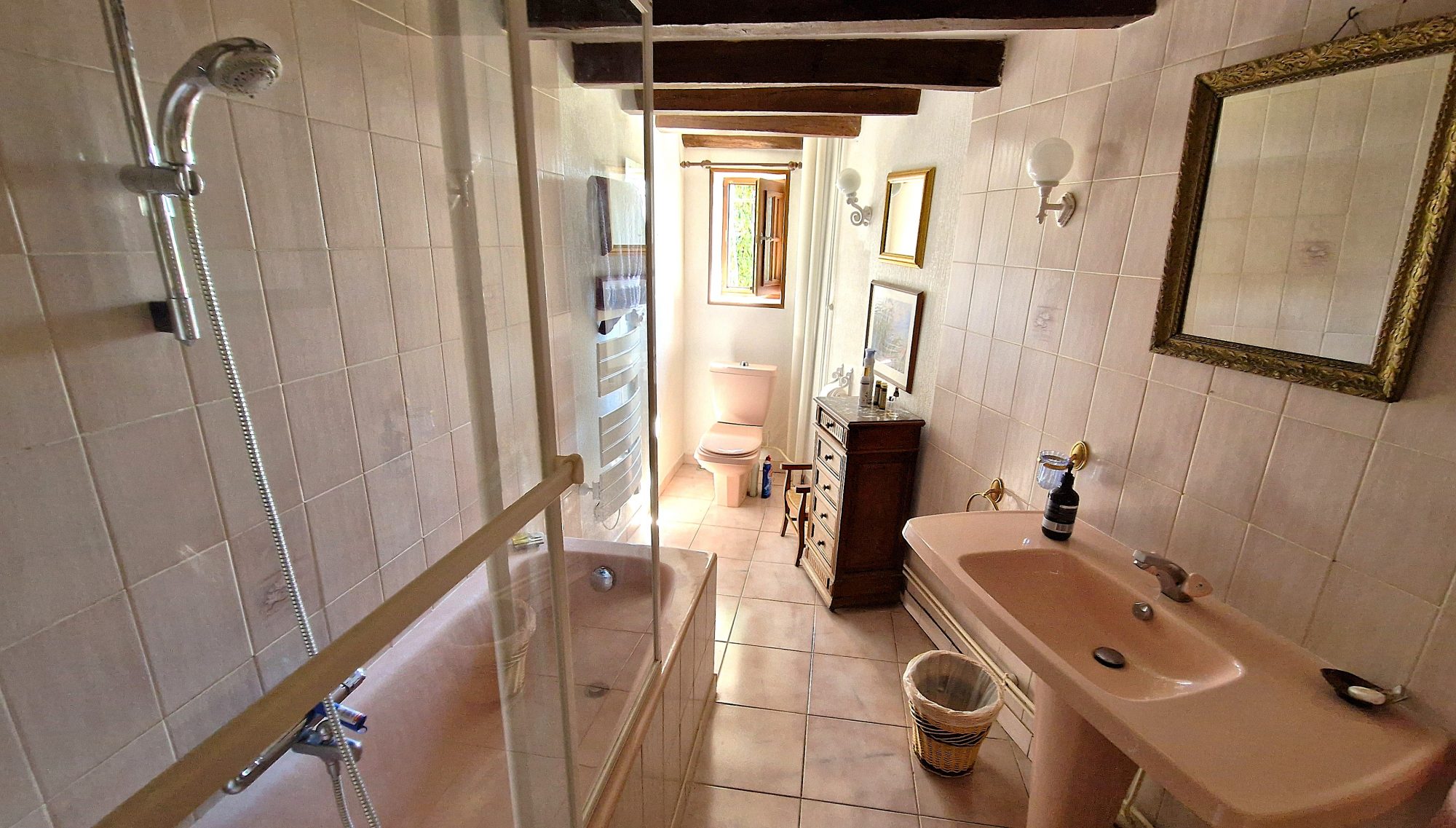 En lisière du parc naturel du Morvan et de du massif d'Uchon Charmoy 71710