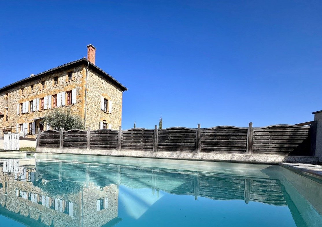 Charmante bâtisse en Pierre au Cœur des Vignes Bio à Saint-Germain-Nuelles
