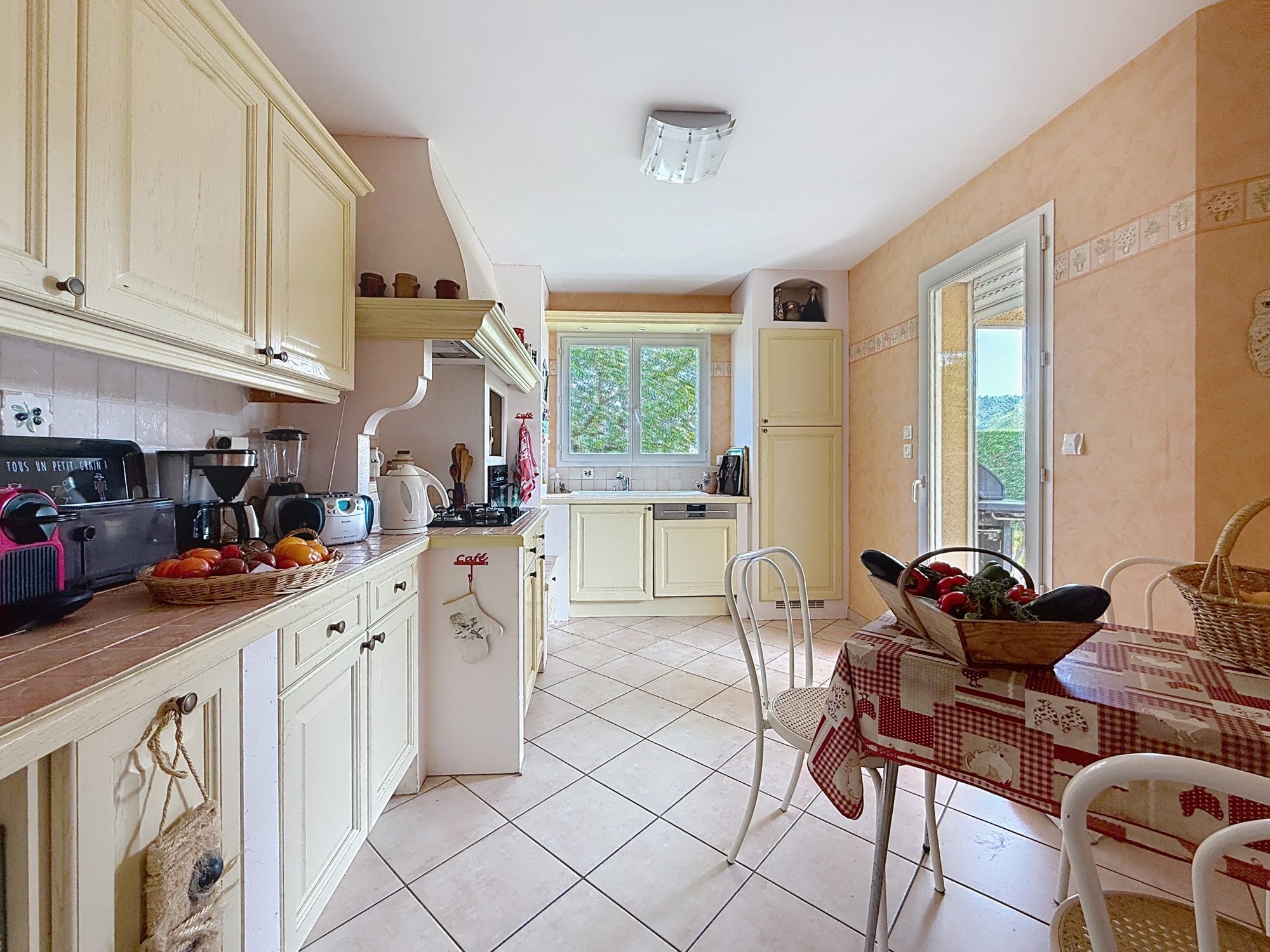 Maison - 5 pièces - 121 m² - Chessy (69380)