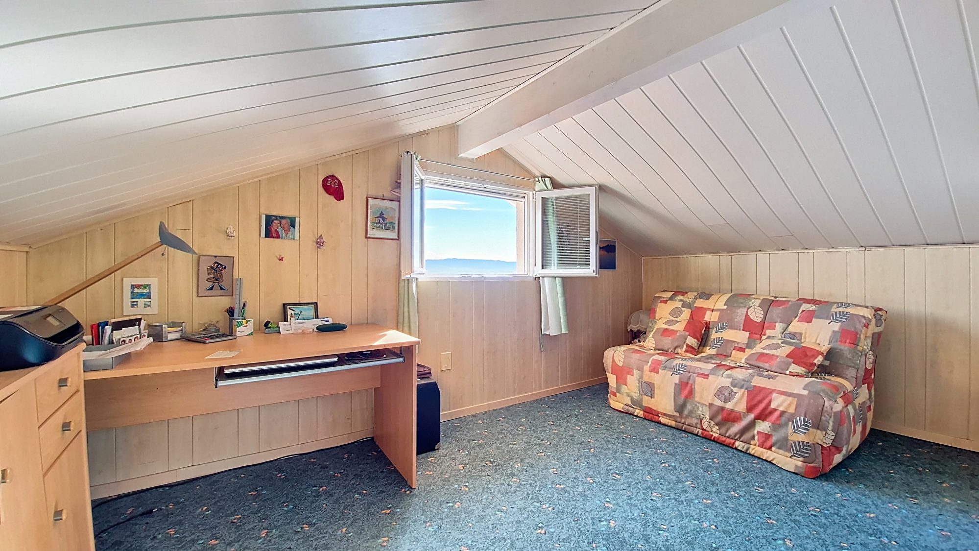 Ensemble immobilier de 2 maisons individuelles Thoiry 01710