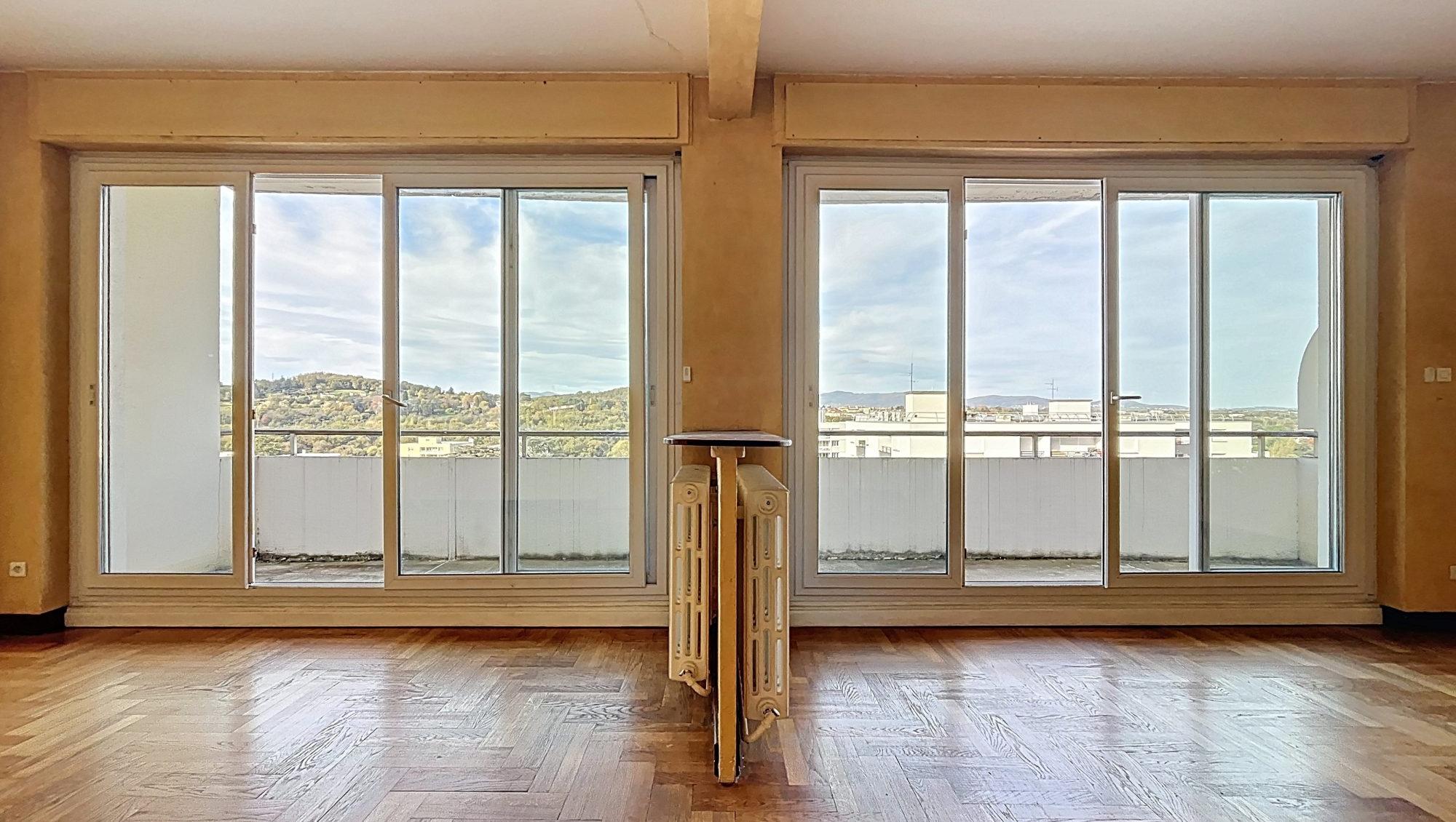 Appartement traversant 92 m² carrez– Étage élevé, vue dégagée, fort potentiel Sainte-Foy-lès-Lyon 69110