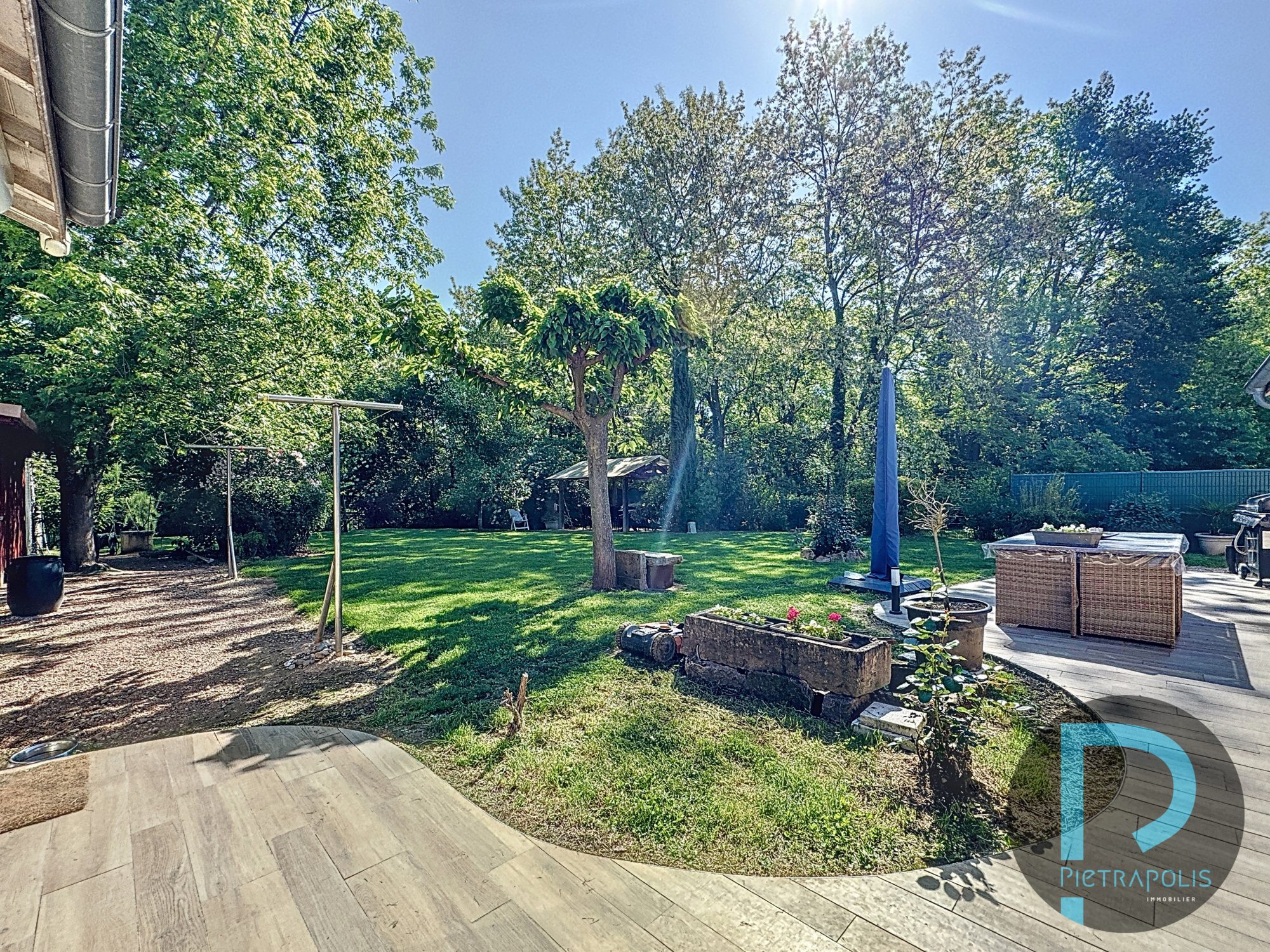 VILLA PLAIN PIED - 1500 m2 de terrain à  LA CHAPELLE DE GUINCHAY Crêches-sur-Saône 71680