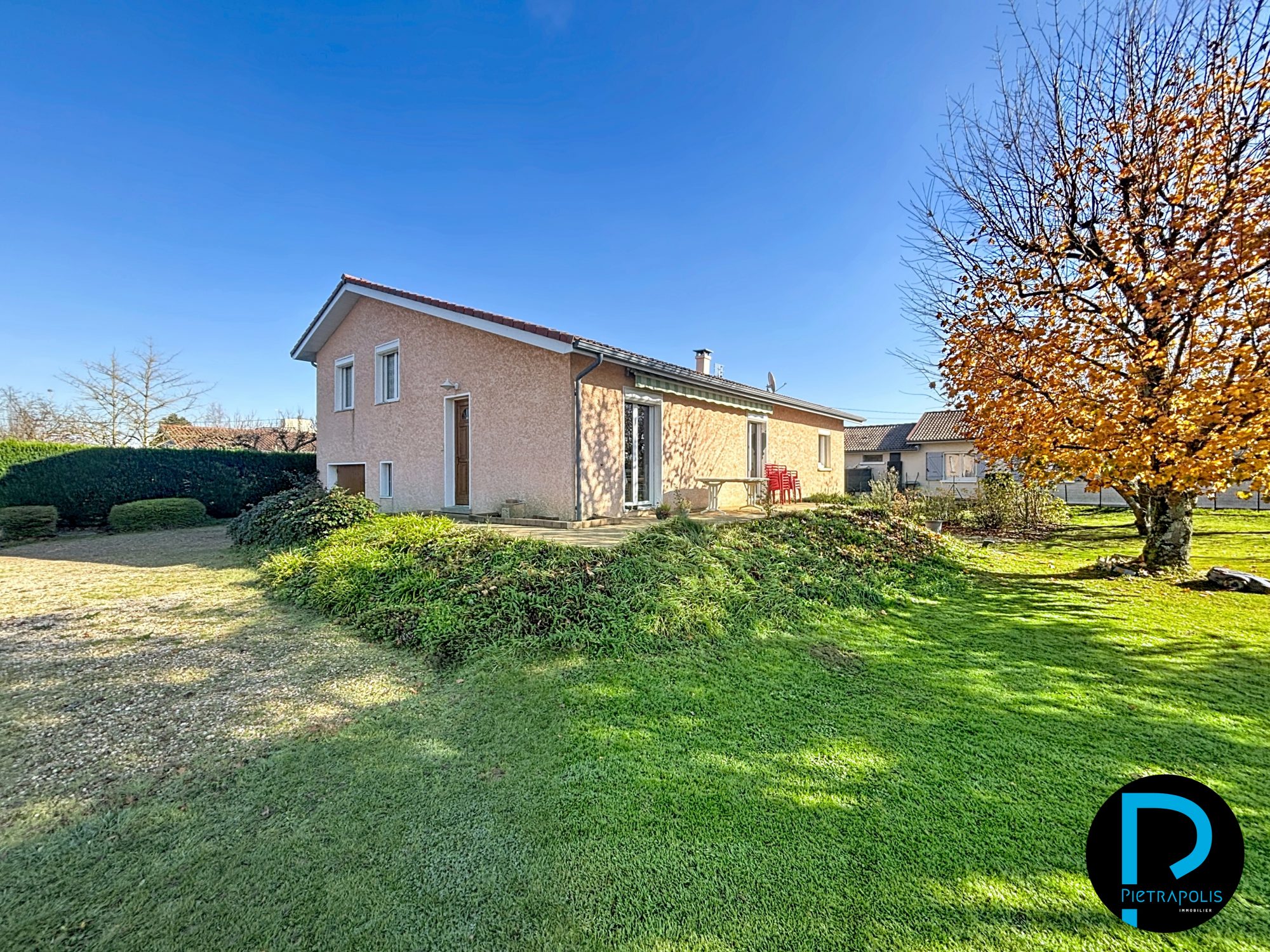 MAISON INDIVIDUELLE CENTRE VONNAS 01