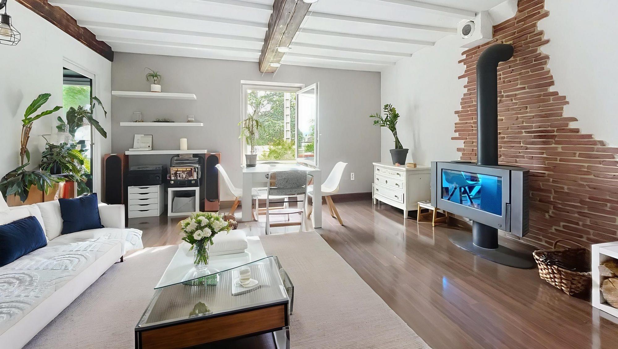 Appartement 88m² - Jardin de 200m² - 2 chambres (possible 3) - Terrain - Piscine