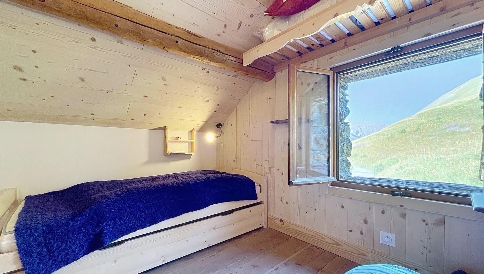 Maison de Montagne face à la Meije La Grave 05320