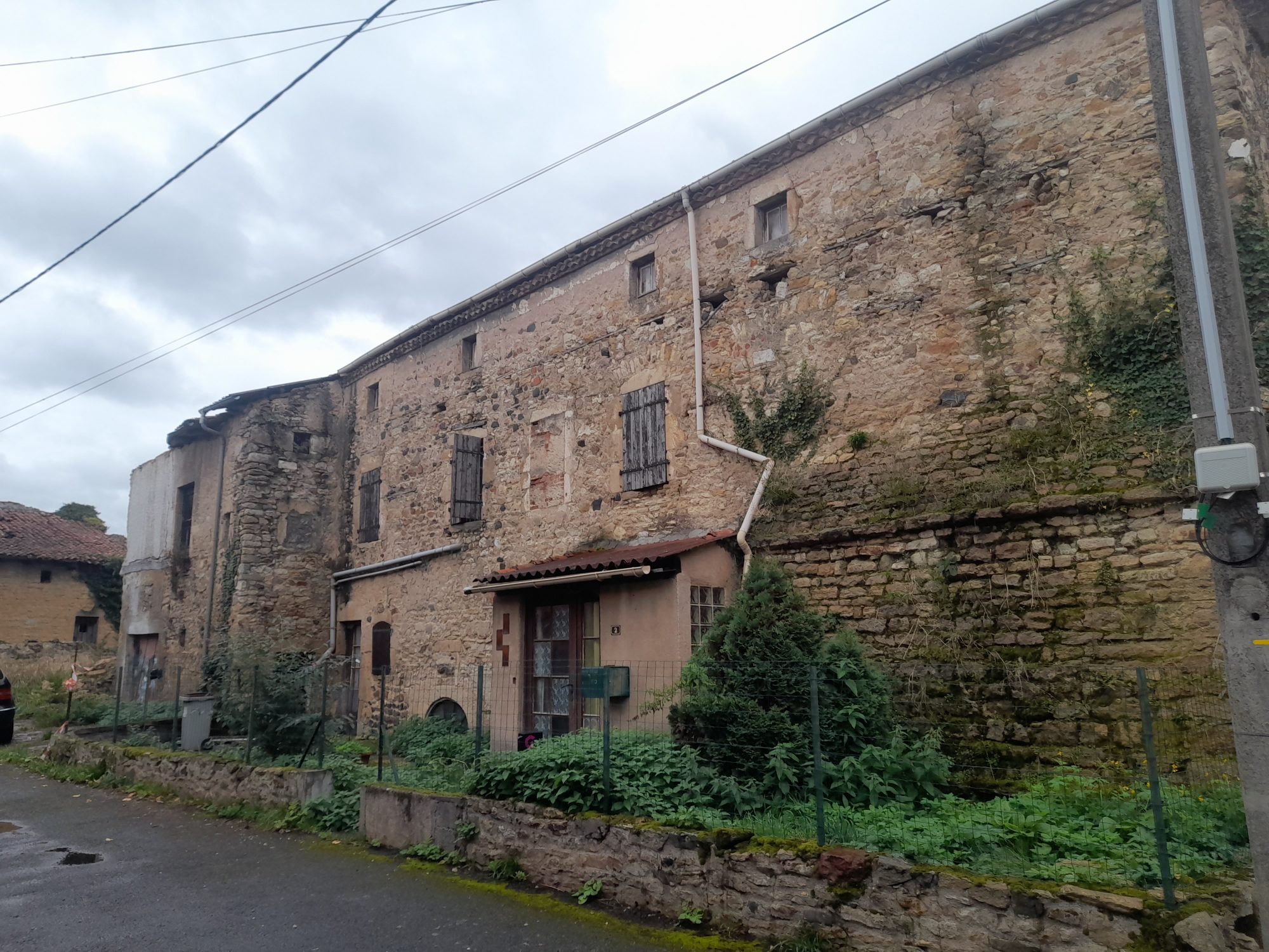 Maison - 6 pièces - 171 m² - Lamontgie (63570)