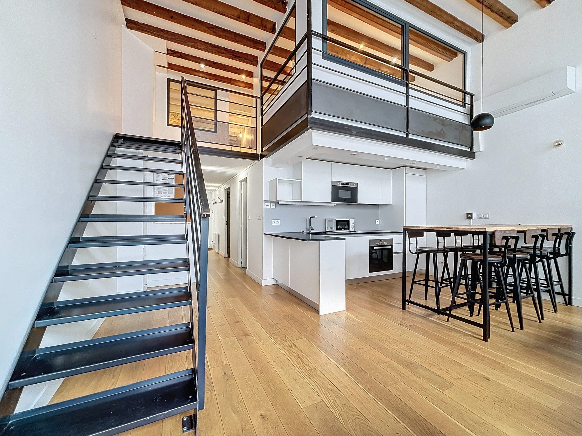 Lyon 6 - Appartement Duplex T5 95m2 carrez Climatisé