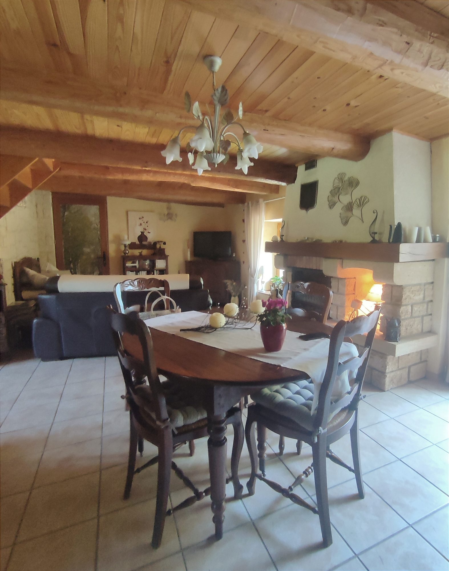 Maison - 5 pièces - 93 m² - Saint-Sauveur-la-Sagne (63220)