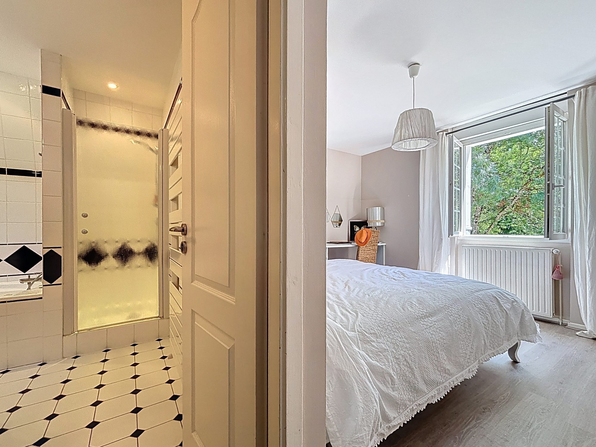 Villa de 245 m², parc de 5000 m² avec piscine Saint-Genis-Laval 69230