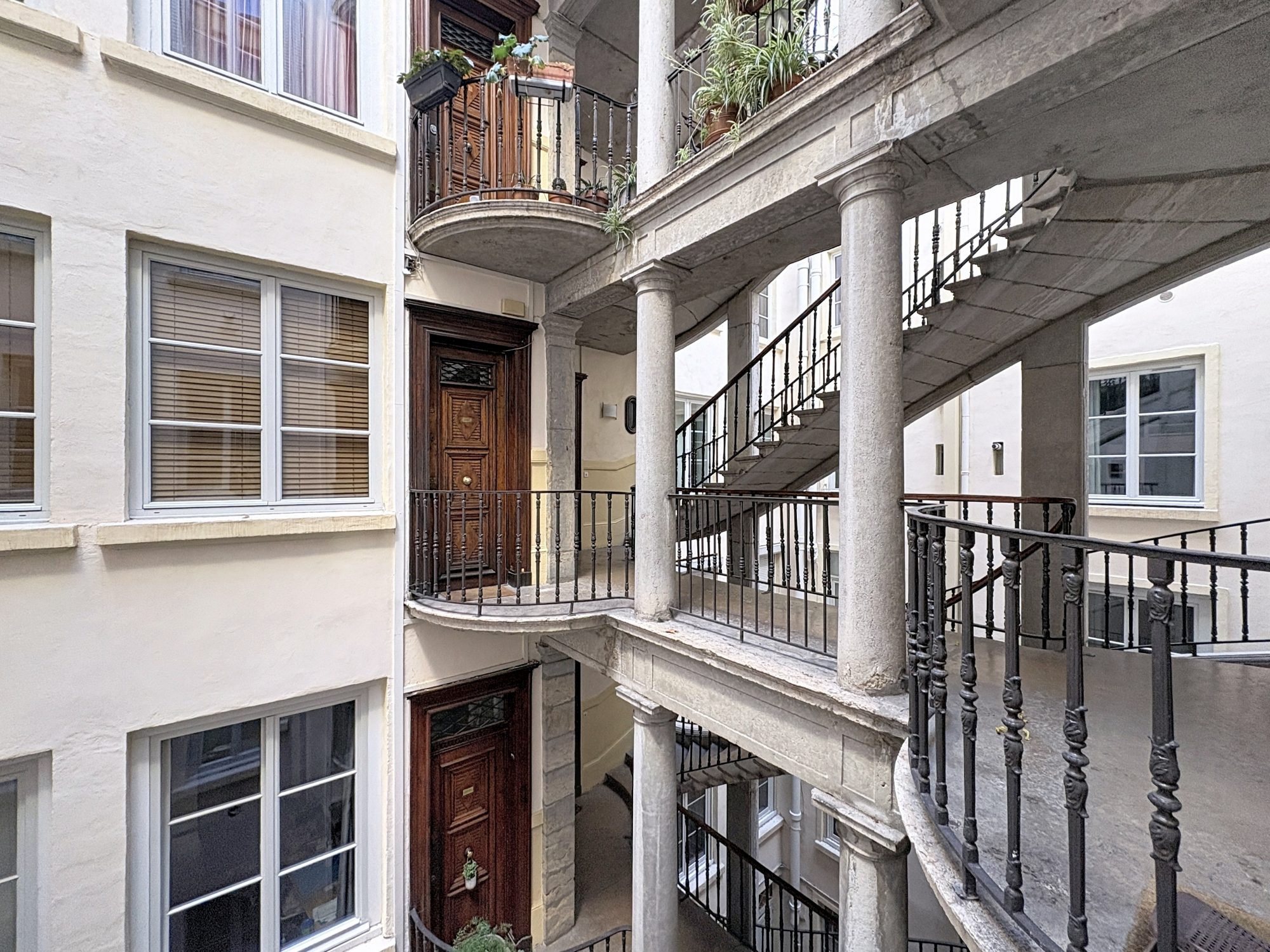 Appartement - 4 pièces - 90 m² - Lyon (69001)